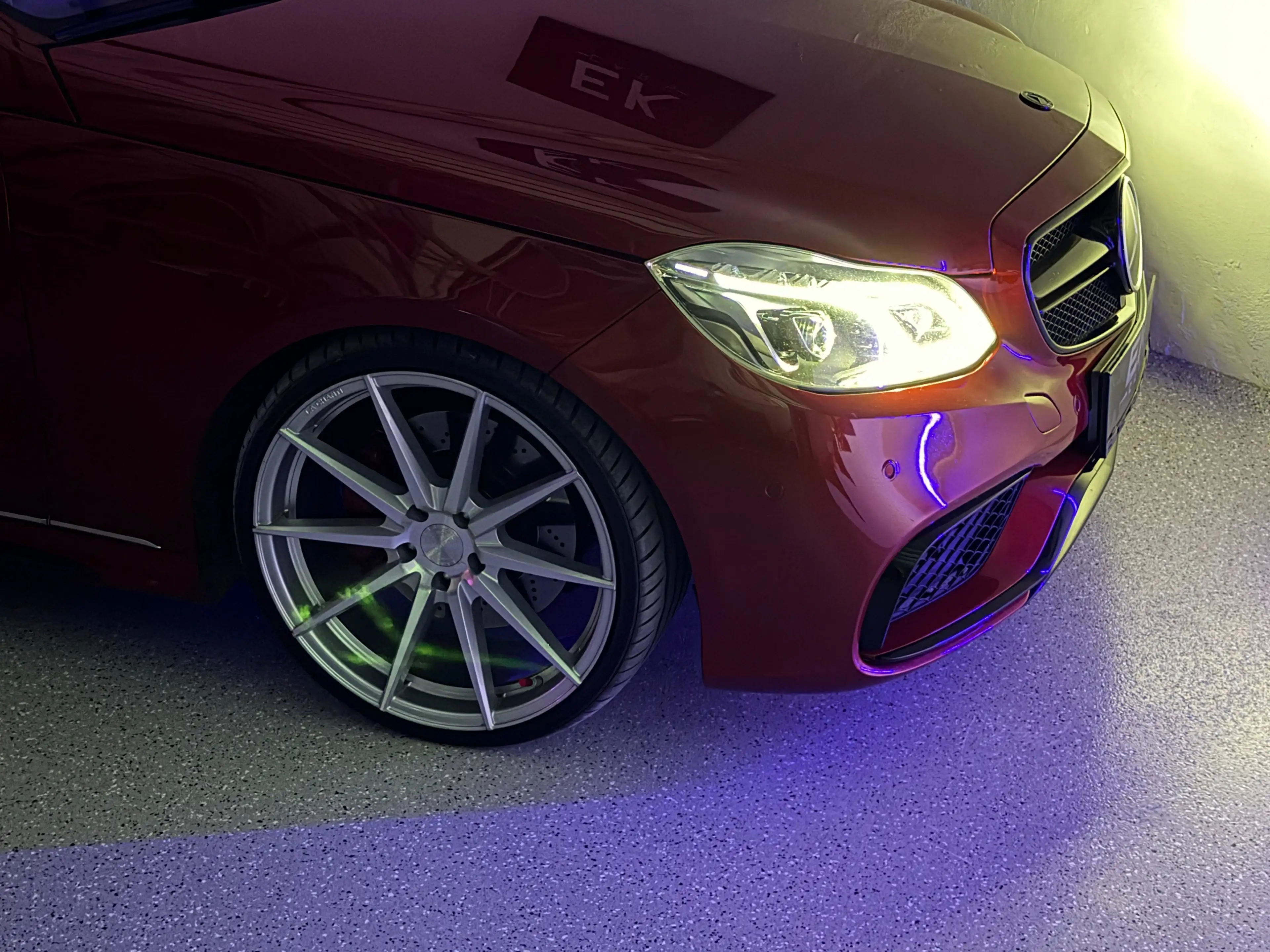 Mercedes-Benz E 400 AUT. AMG-LINE *20-ZOLL* *SITZH* *NAVI* *TOTWINKEL* *LED* — photo 11