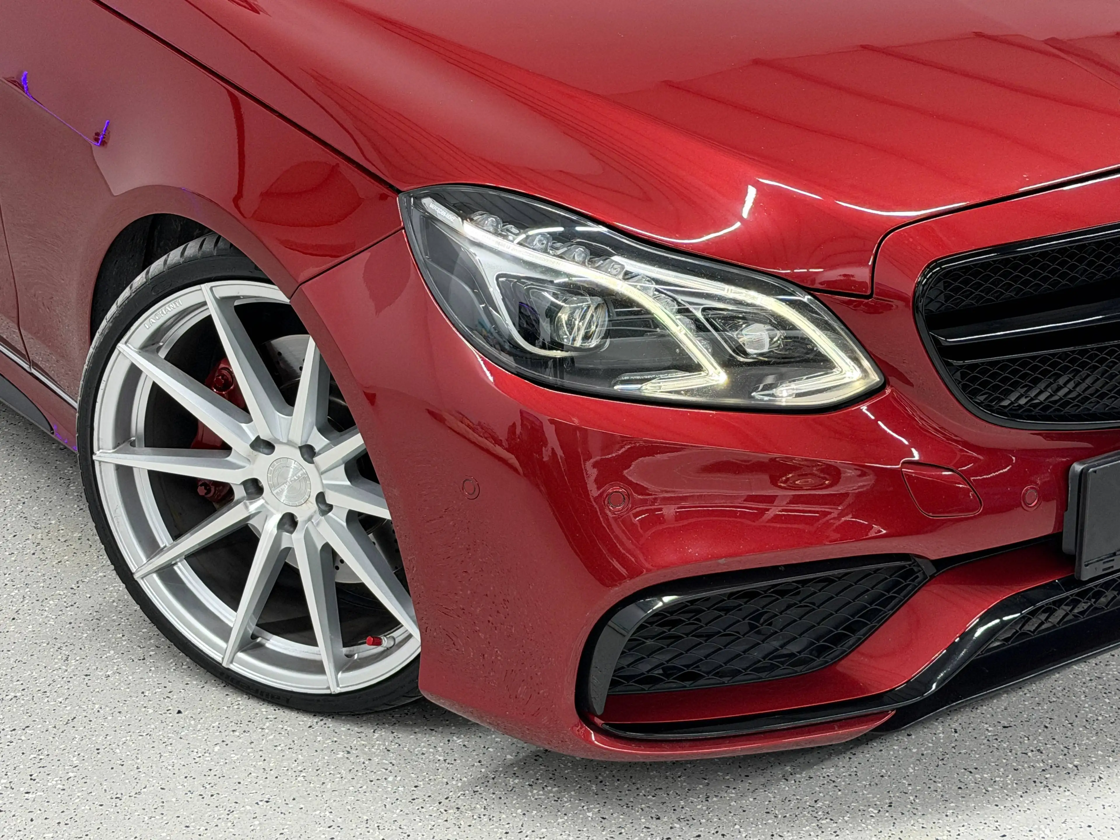 Mercedes-Benz E 400 AUT. AMG-LINE *20-ZOLL* *SITZH* *NAVI* *TOTWINKEL* *LED* — photo 9