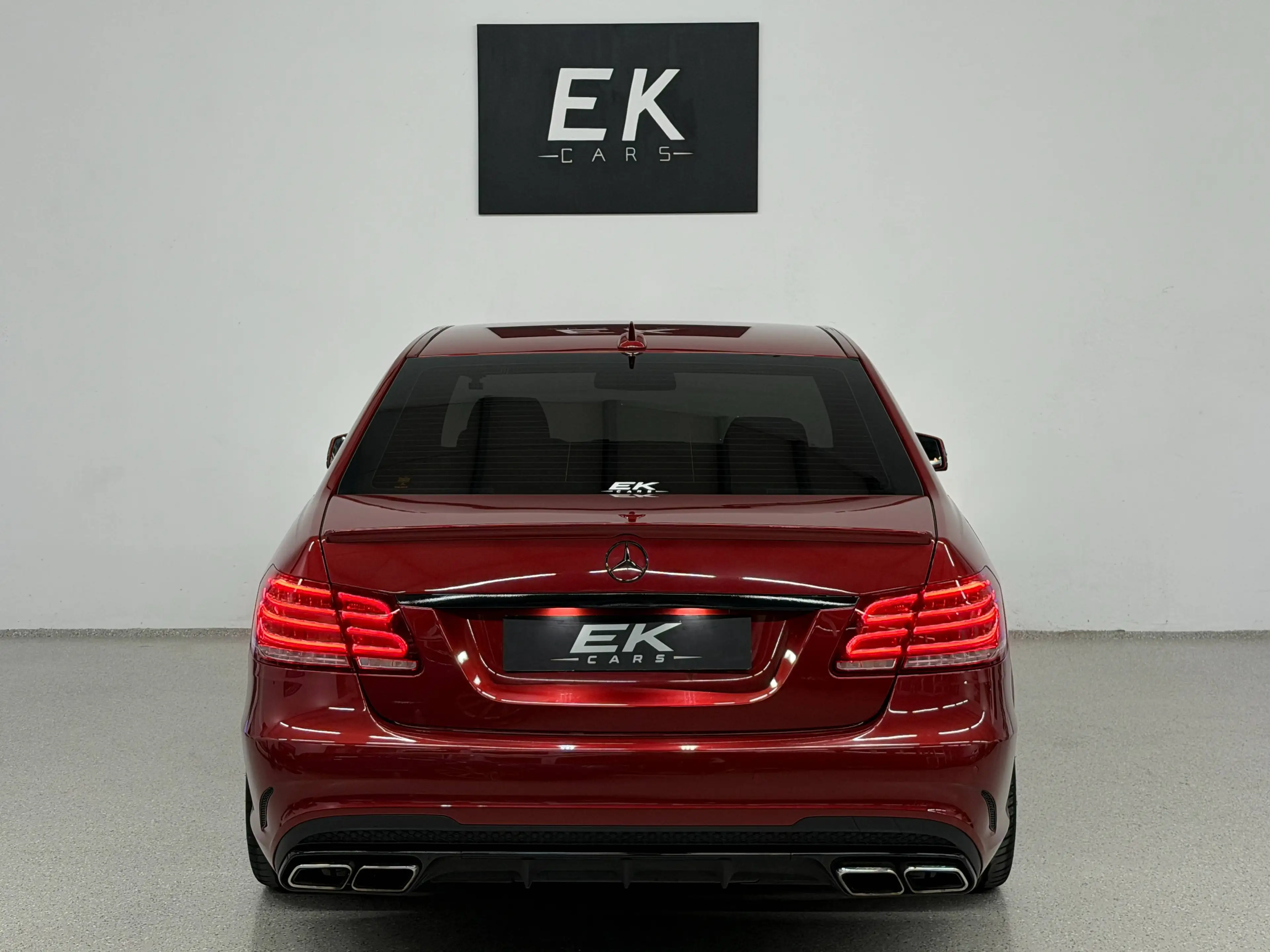 Mercedes-Benz E 400 AUT. AMG-LINE *20-ZOLL* *SITZH* *NAVI* *TOTWINKEL* *LED* — photo 6