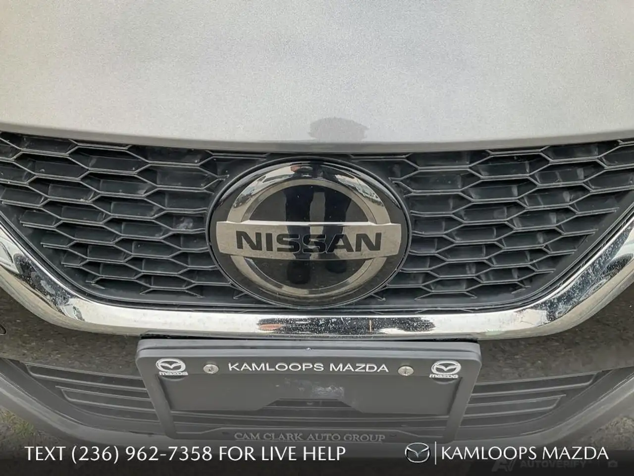 Nissan Versa fotografie Nissan Versa
