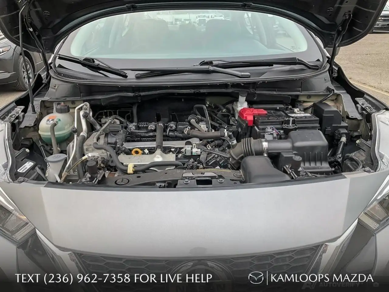 Nissan Versa fotografie Nissan Versa