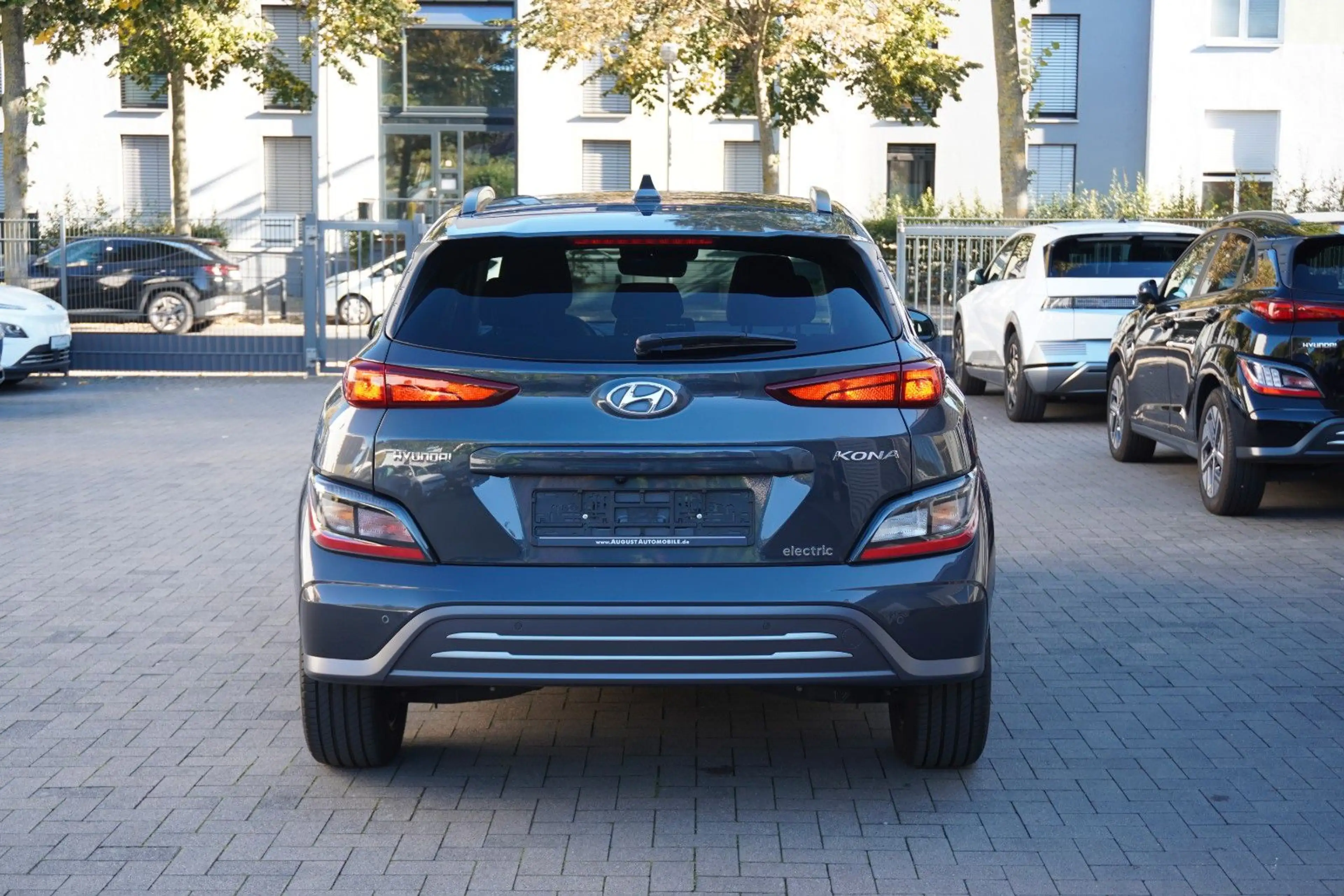 Hyundai KONA KONA 30 Plus W-pump 3Phasen Navi KRELL Lenk+SHZ — photo 9