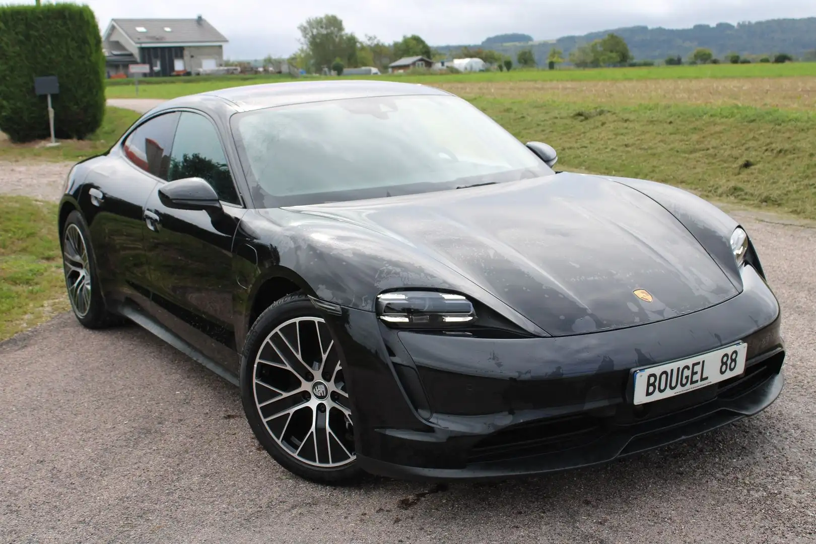 Porsche Taycan ELECTRIQUE 380 CV CAMÉRA CUIR FULL LEDS GPS SIEGES - 2
