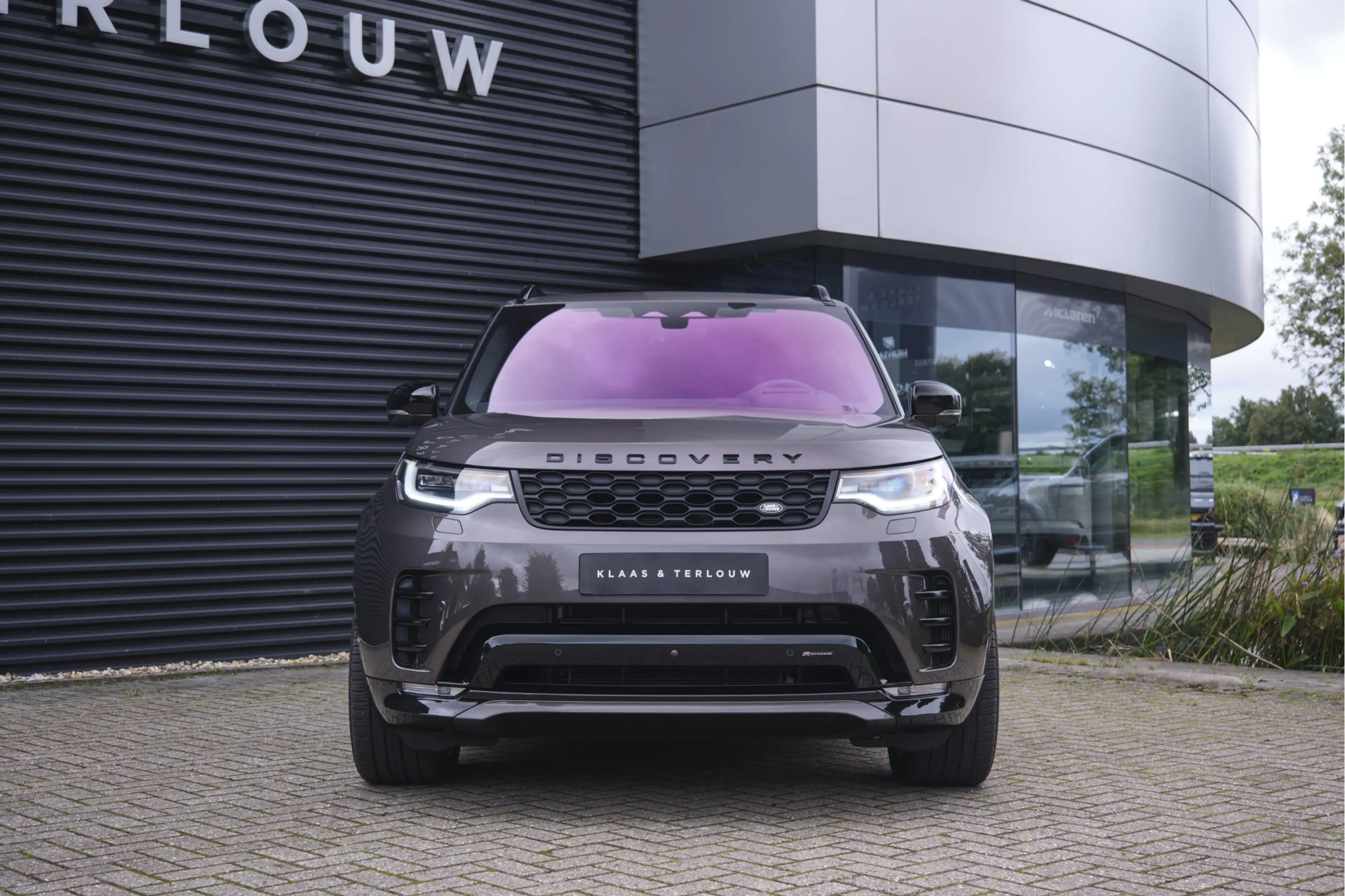 Land Rover Discovery D300 R-Dynamic SE | Zakelijk voordeel. Premium bel — photo 4