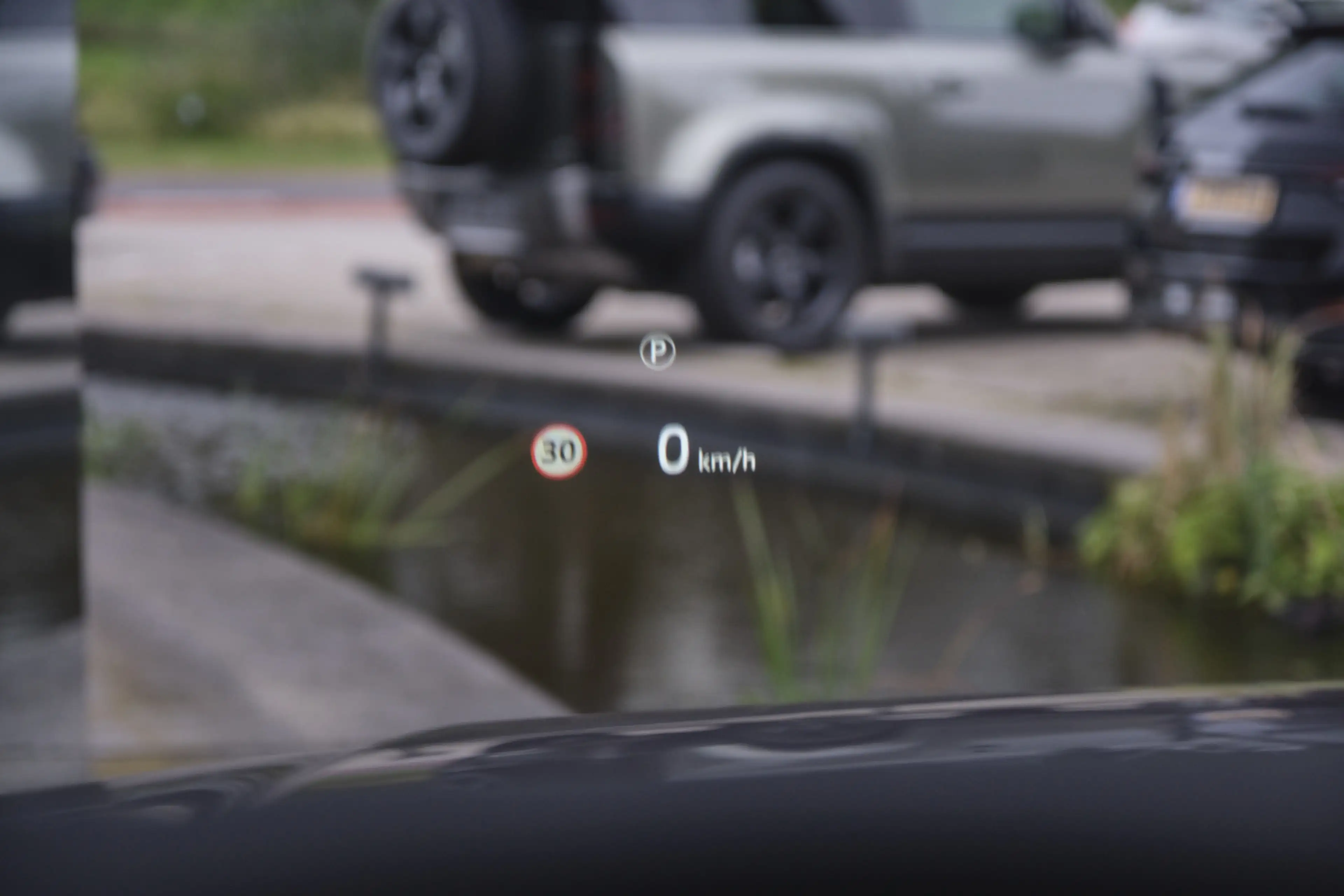 Land Rover Discovery D300 R-Dynamic SE | Zakelijk voordeel. Premium bel — photo 23