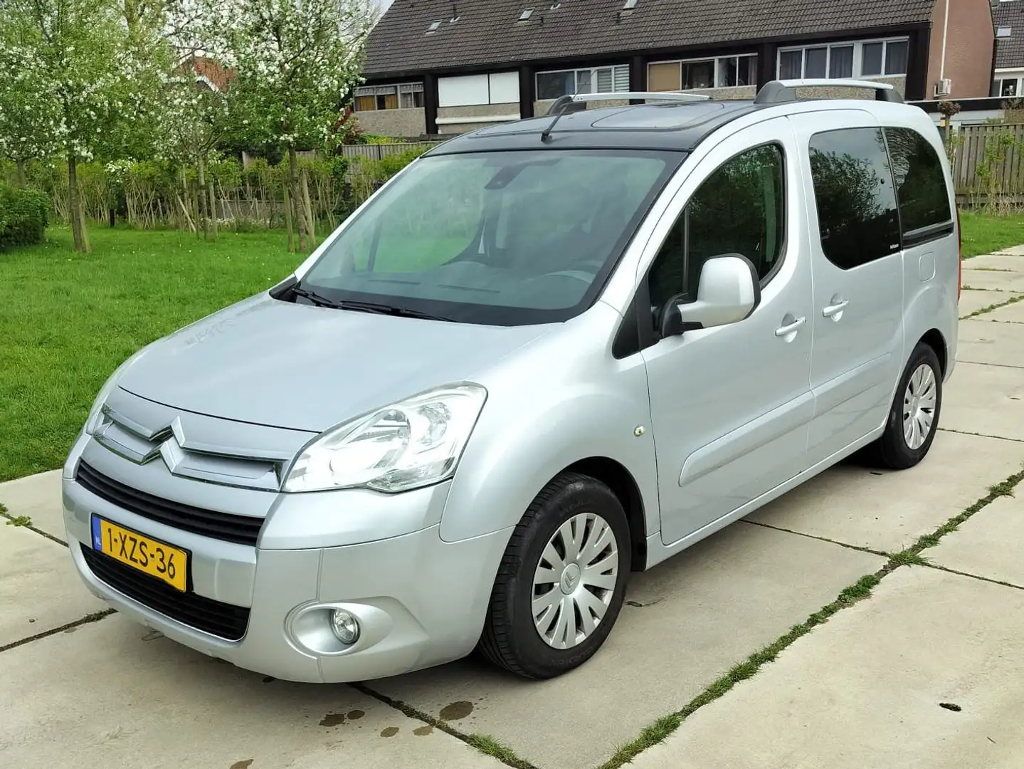 Citroen Berlingo Berlingo 1.6-16V Cinqspace Zilver - 1