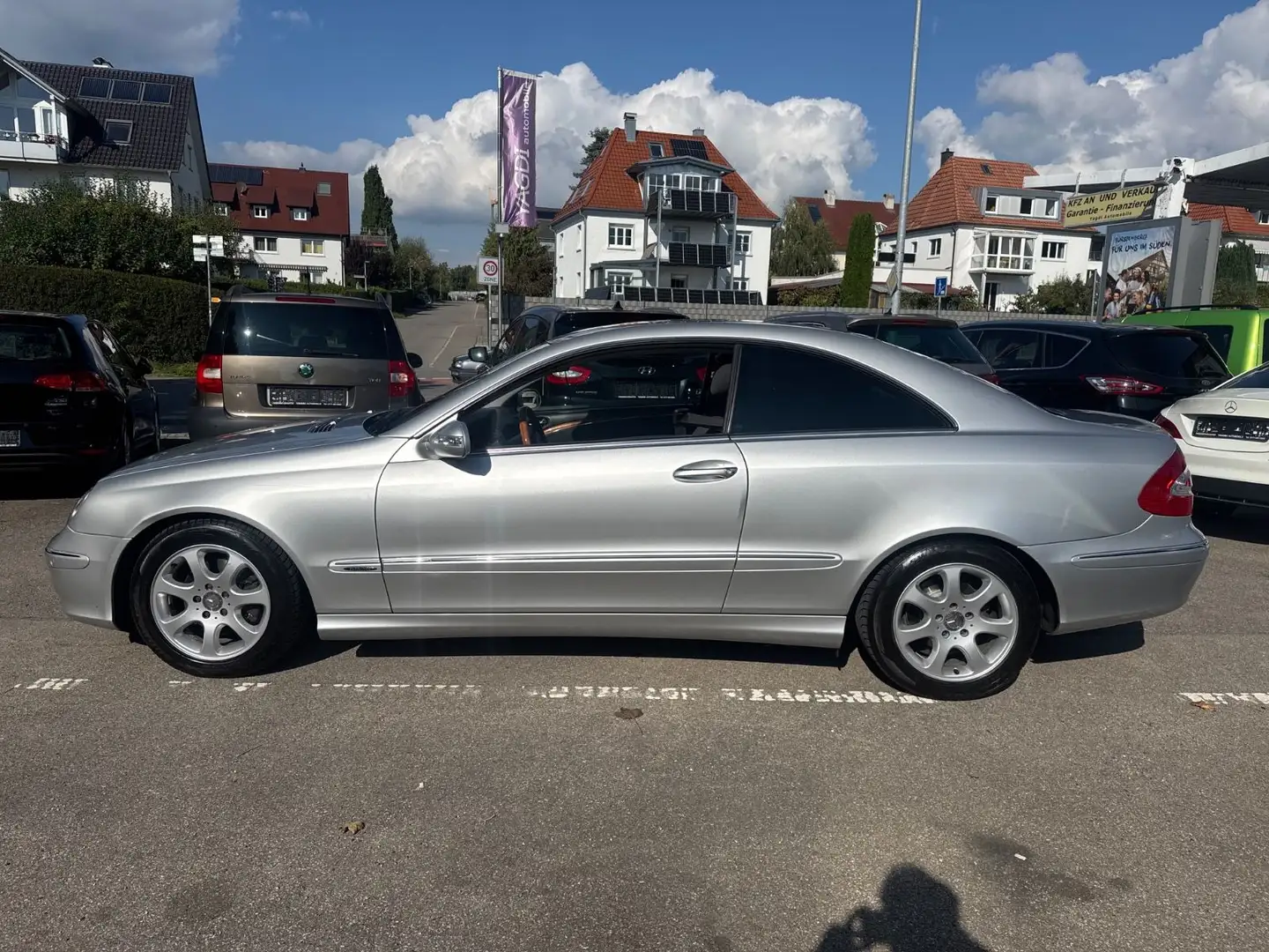 Mercedes-Benz CLK 200 Coupe Komp Elegan *NAVI*MEMORY*TEMP*PDC* Silber - 2