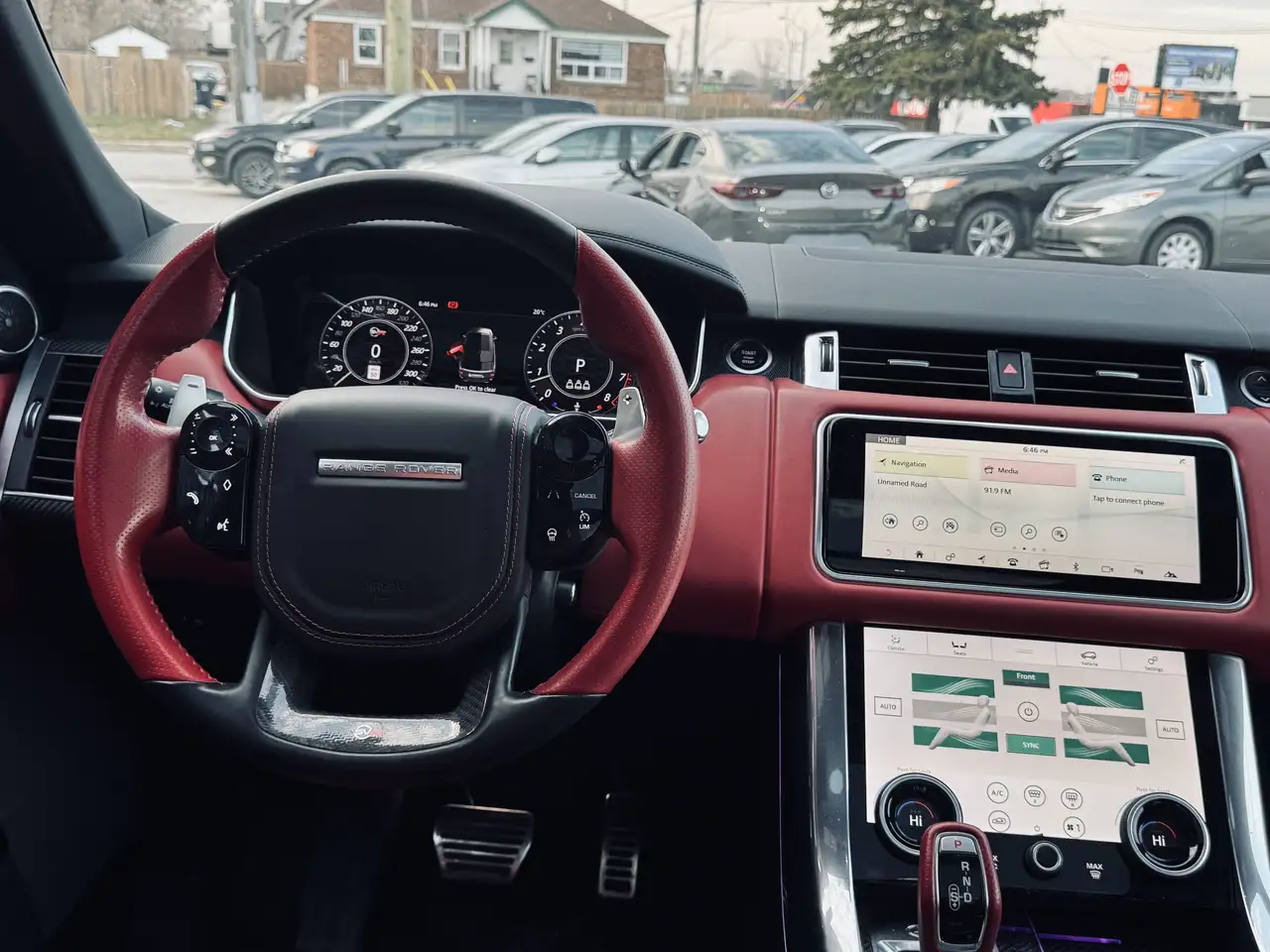 Land Rover Range Rover Sport снимка Land Rover Range Rover Sport