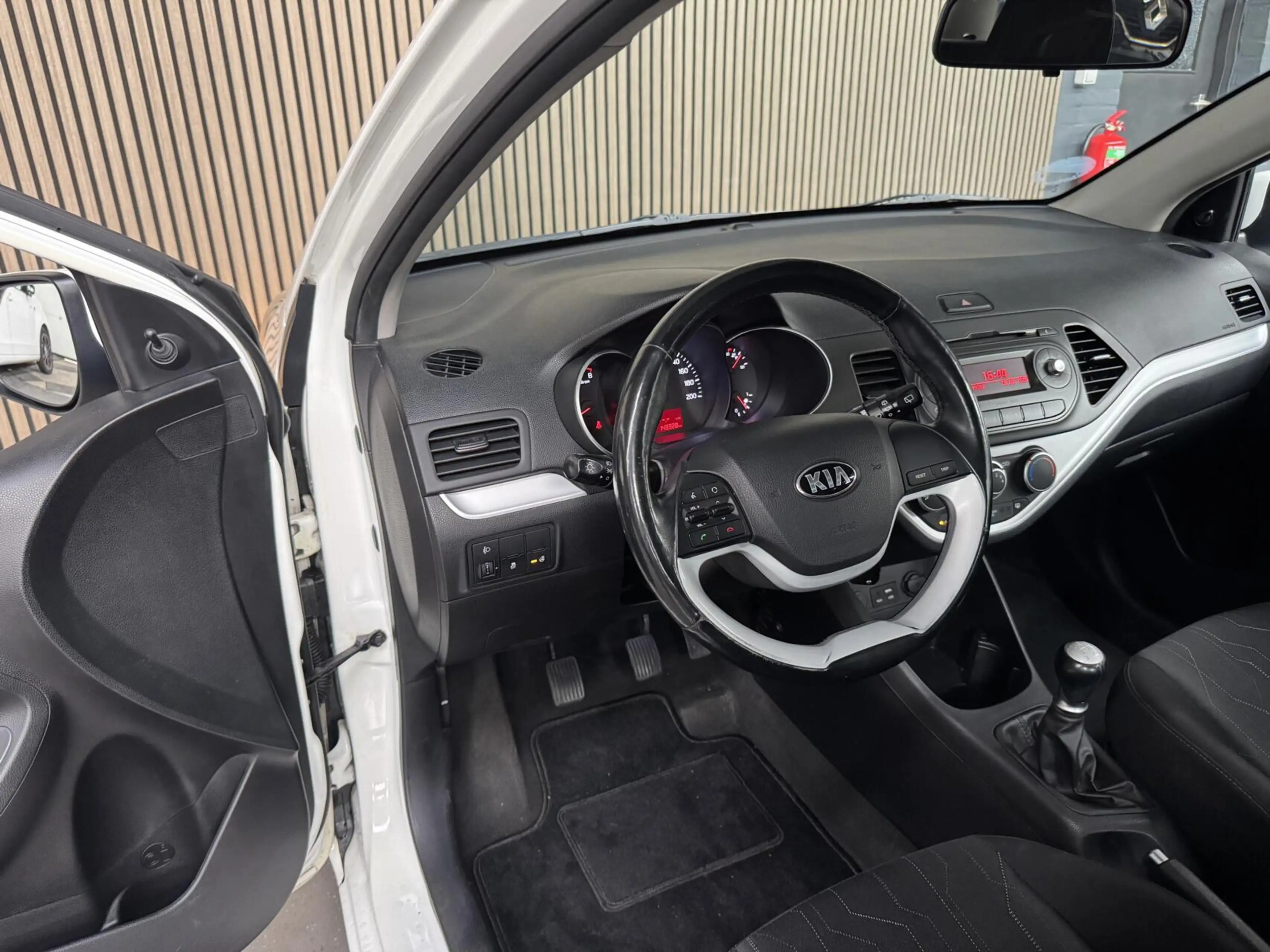 Kia Picanto 1.0 CVVT DynamicLine Airco/Complete onderhoud — photo 7