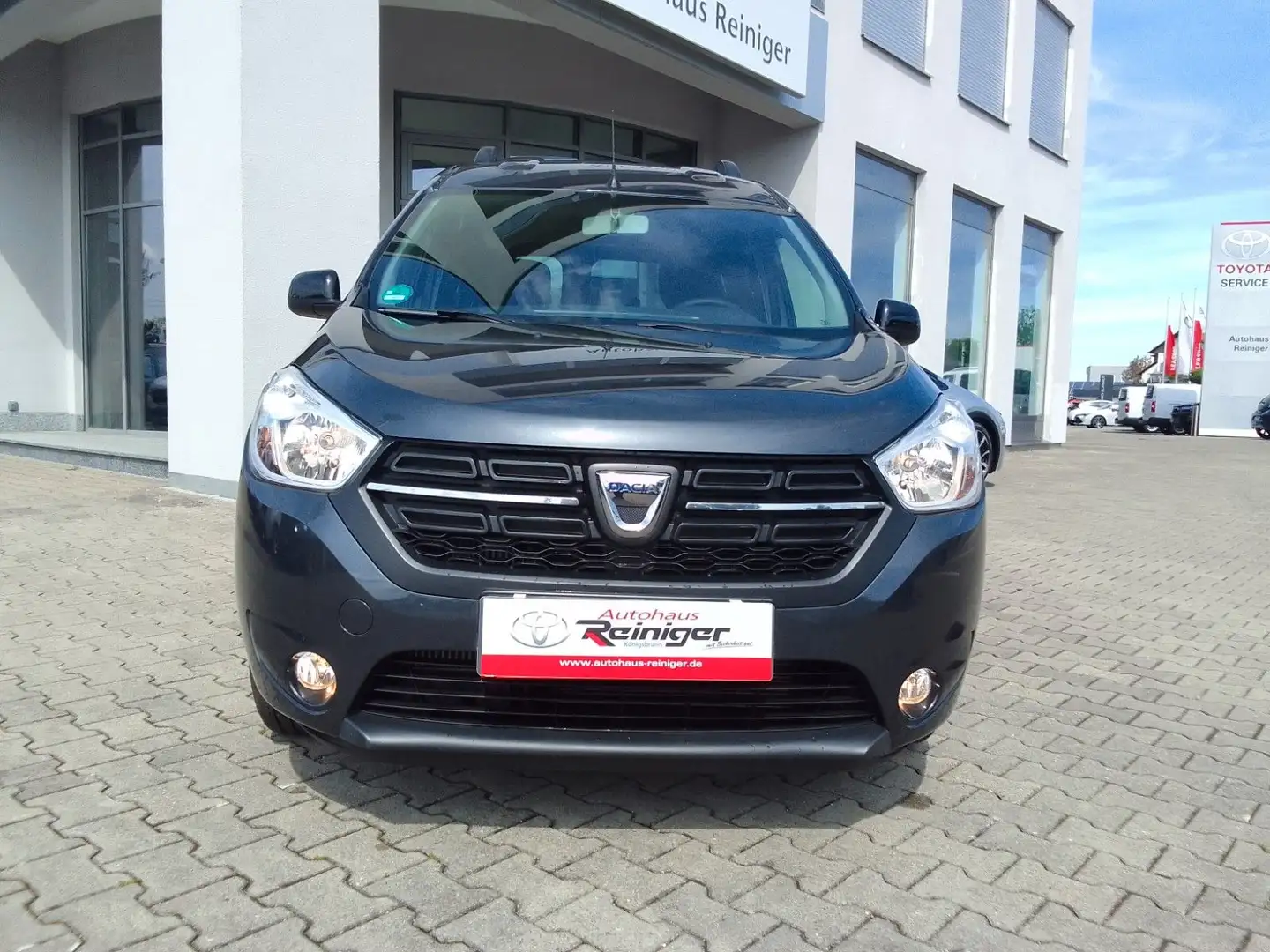 Dacia Dokker Comfort Turbo*1.Hand,SHZ,Navi,131PS Grau - 2