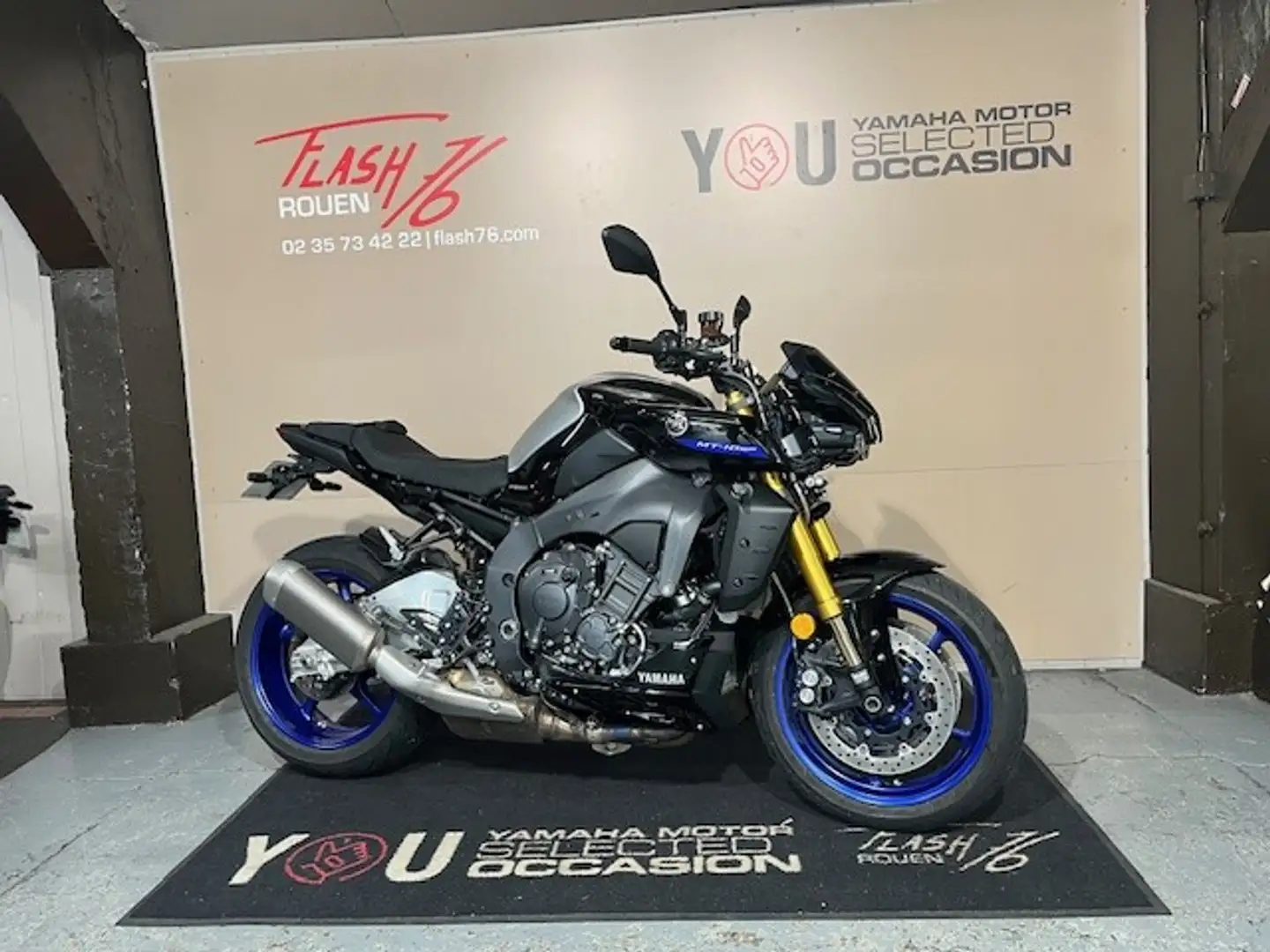 Yamaha MT-10 Srebrny - 1