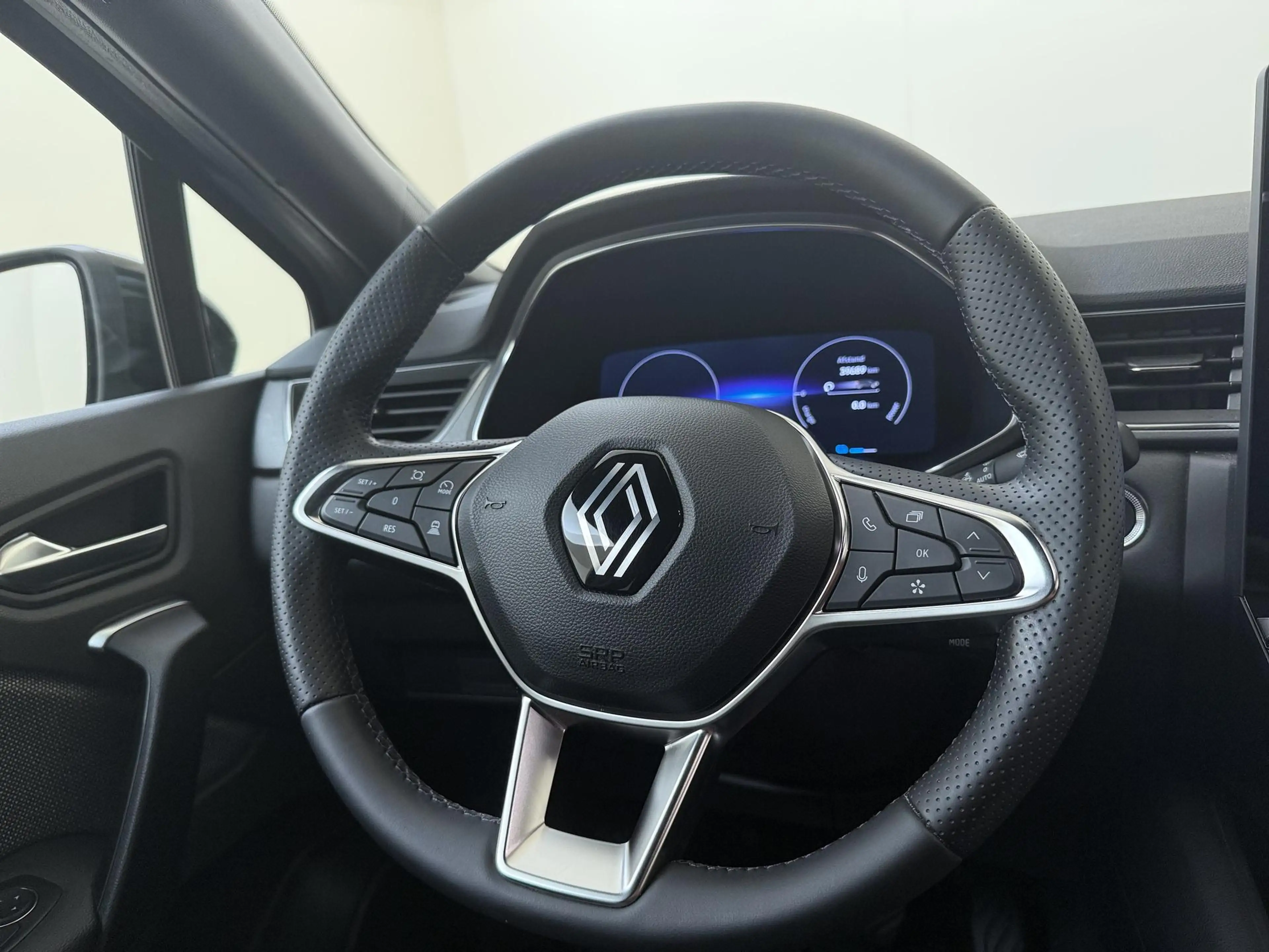 Renault Captur 1.6 E-Tech full hybrid 145 techno | Trekhaak |  Ai — photo 10