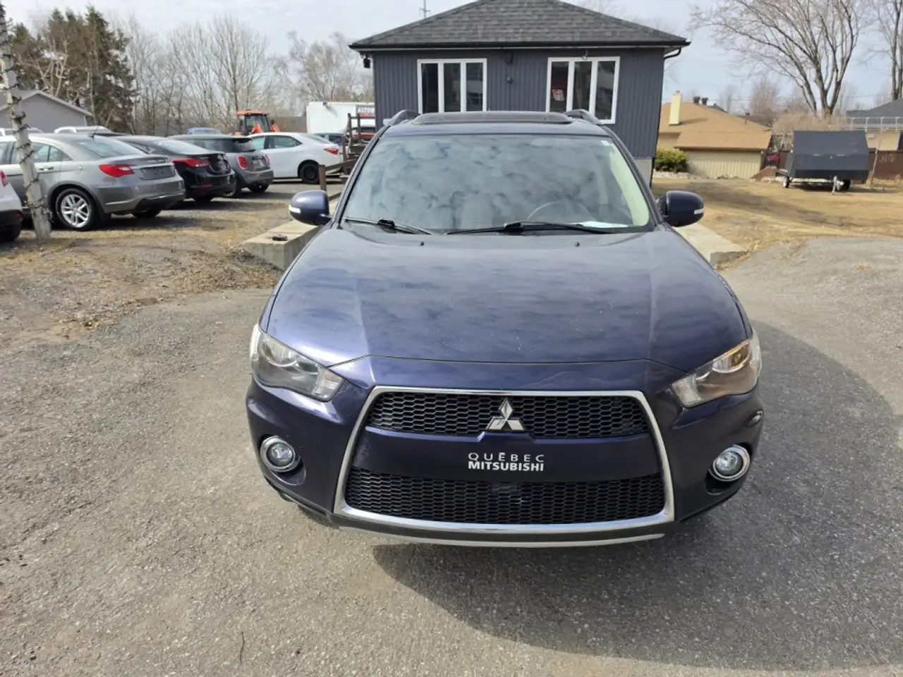 Mitsubishi Outlander снимка Mitsubishi Outlander