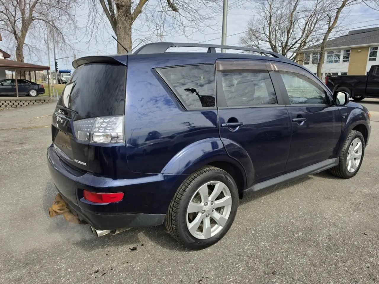 Mitsubishi Outlander снимка Mitsubishi Outlander