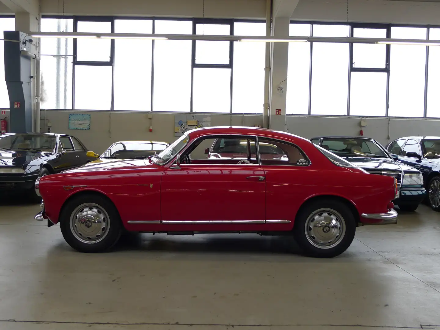 Alfa Romeo Giulietta Sprint 1300 toller, restaurierter Zustand Red - 1