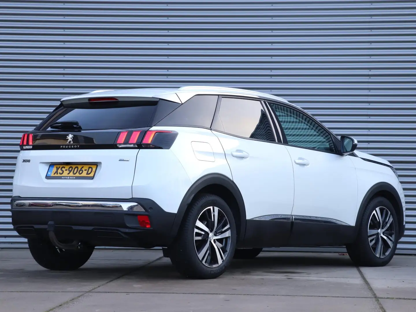 Peugeot 3008 1.2 PureTech Allure Automaat *Zie omschrijving* Weiß - 2