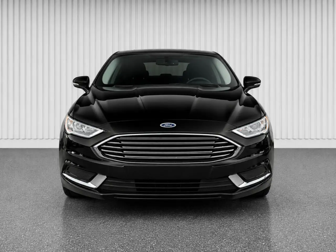 Ford Fusion Energi снимка Ford Fusion Energi