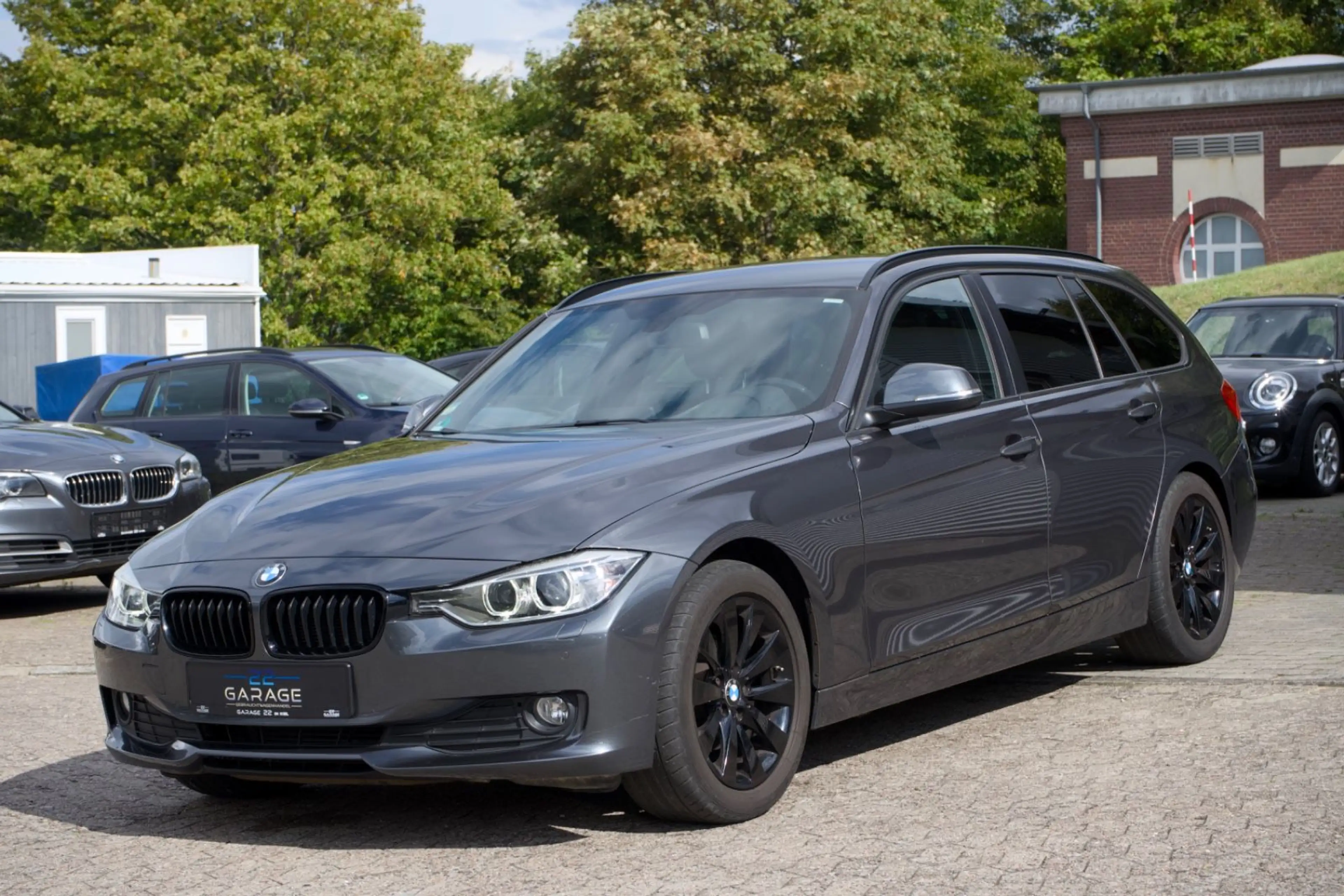 BMW 316 d Touring/ Xenon/ NAVI/ AHK/ AUTOMATIK — photo 3