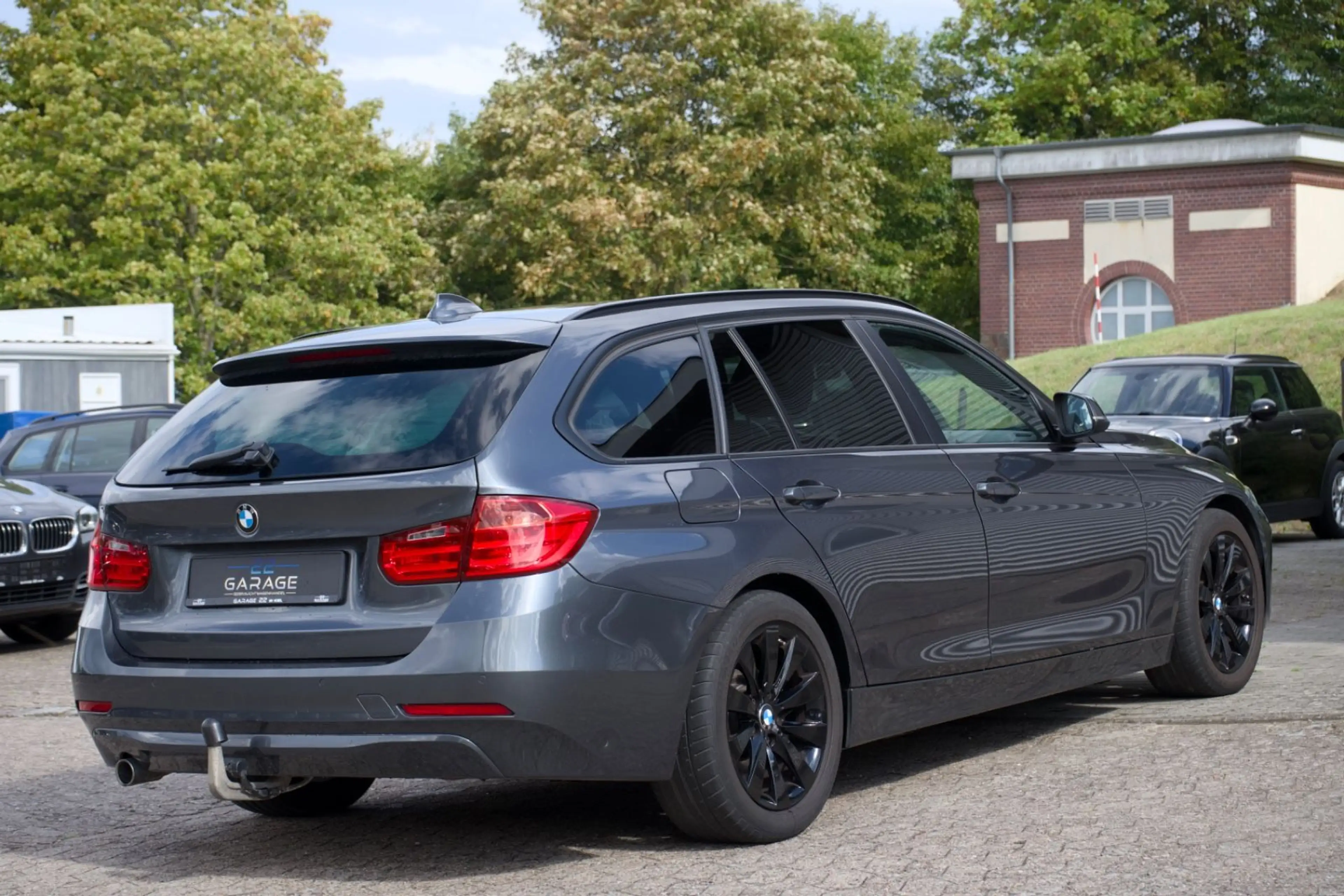 BMW 316 d Touring/ Xenon/ NAVI/ AHK/ AUTOMATIK — photo 4