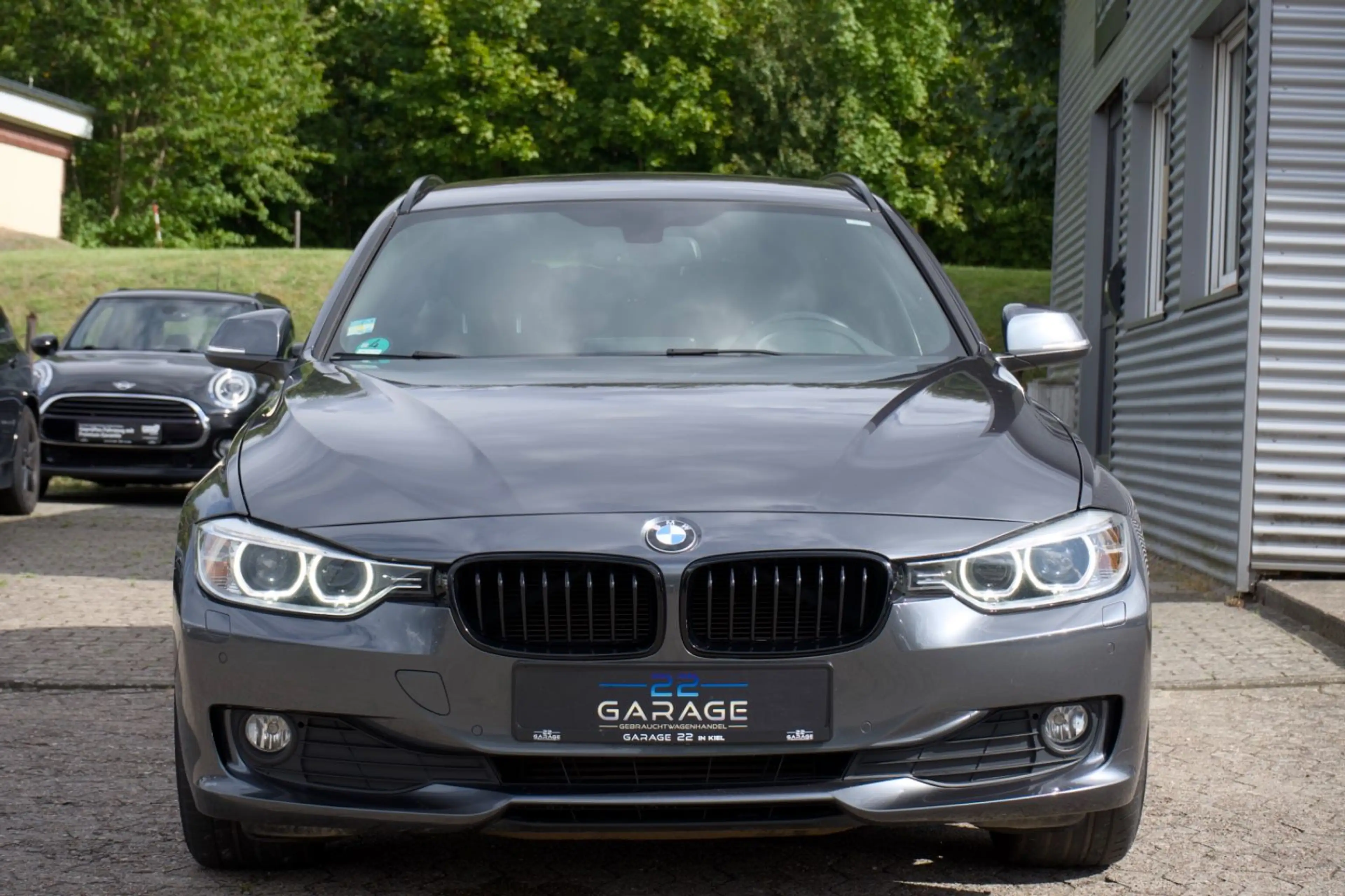 BMW 316 d Touring/ Xenon/ NAVI/ AHK/ AUTOMATIK — photo 2