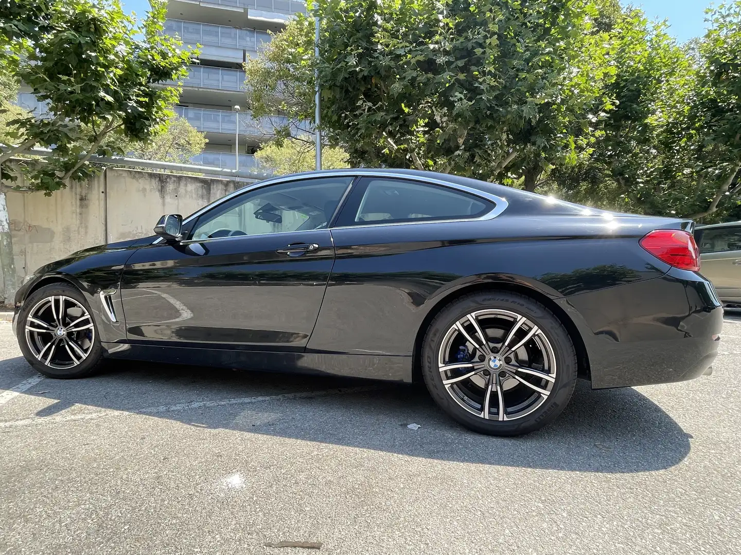 BMW 420 420dA Coupé Luxury - 1