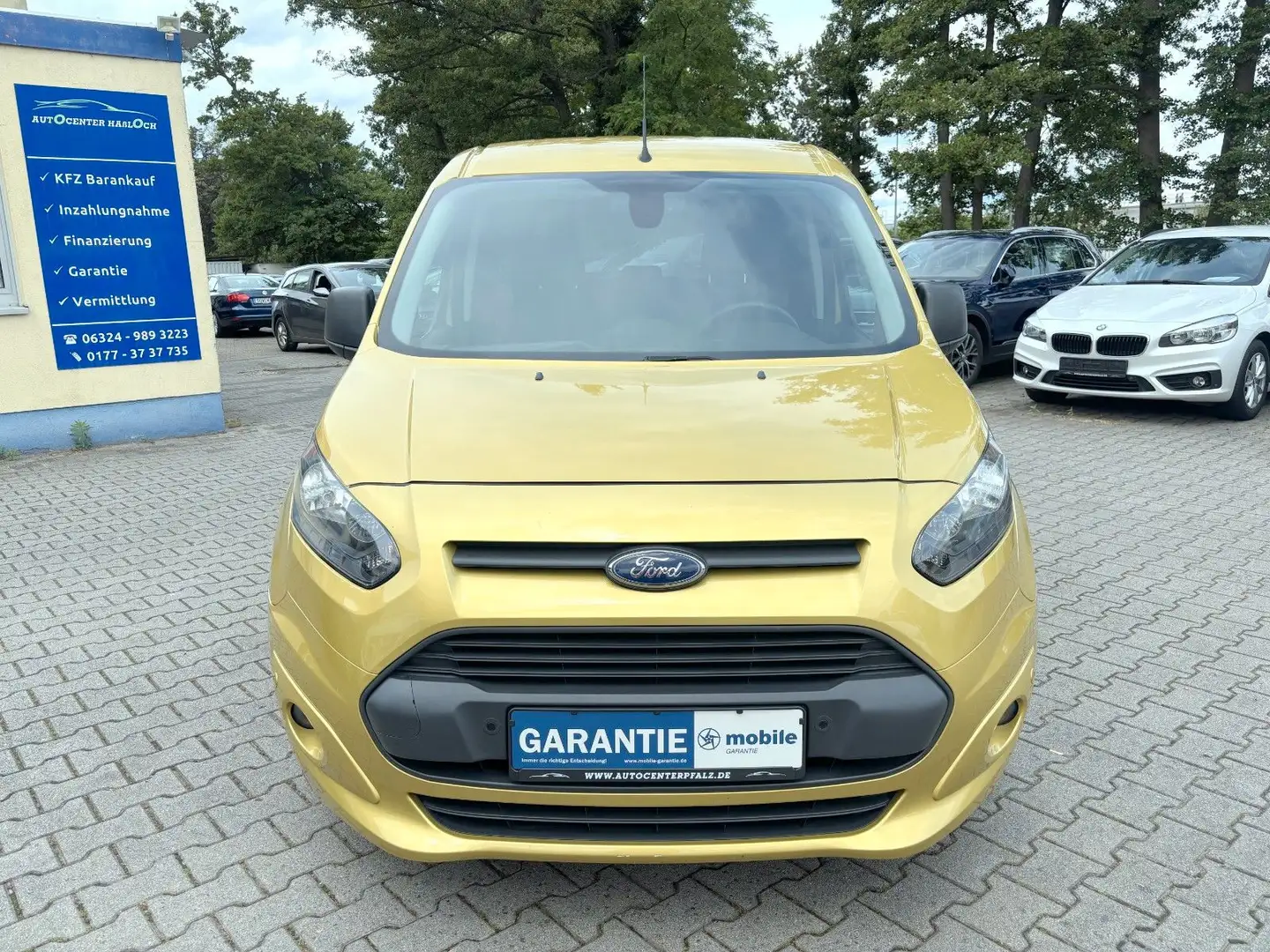 Ford Tourneo Connect Trend*NAVI*CAM*CARPLAY*AHK Jaune - 2
