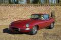 Jaguar E-Type 4.2 coupe series 1.5 Superb restored condition, Ma Rood - thumbnail 26