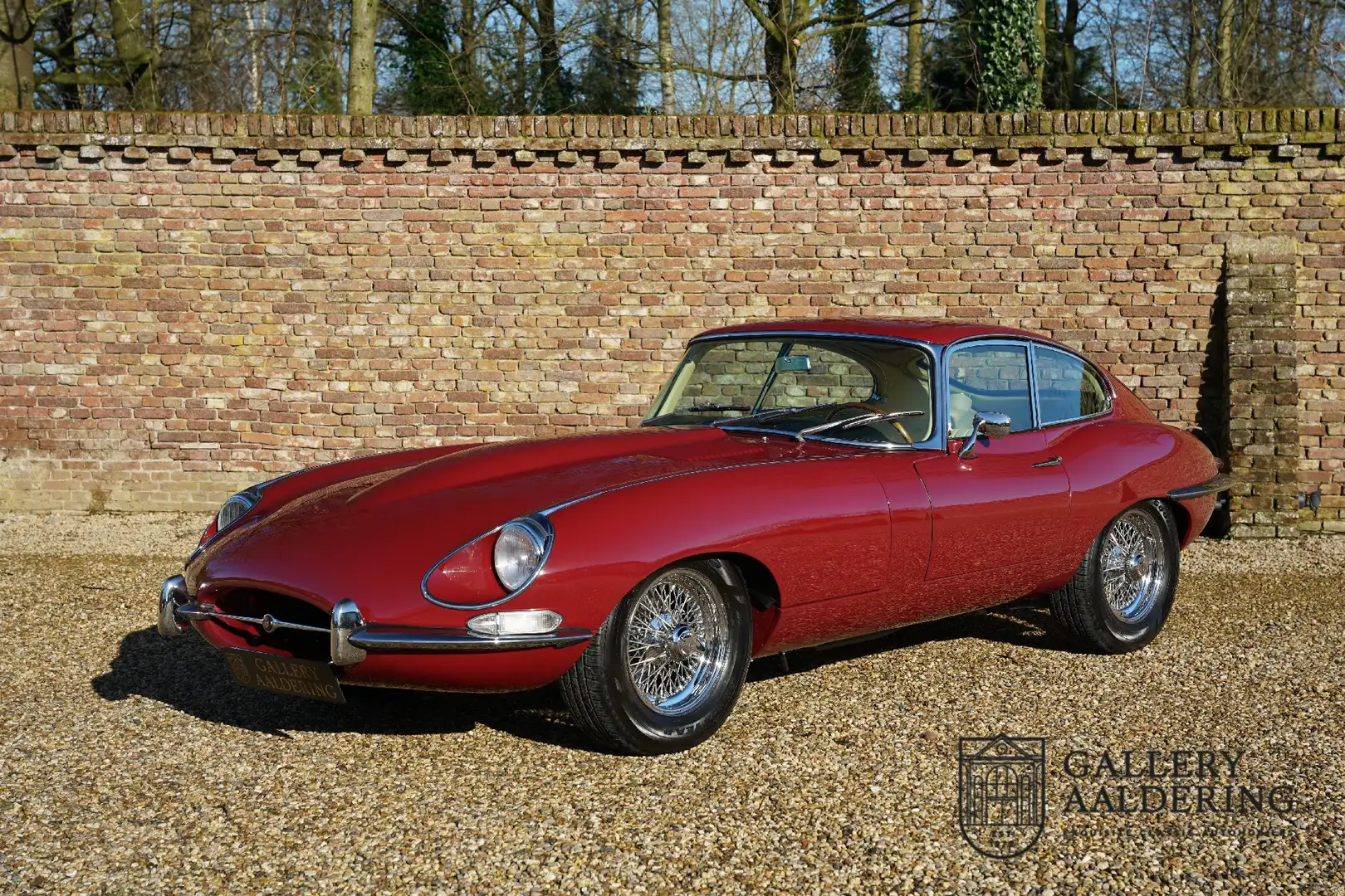 Jaguar E-Type 4.2 Litre Coupe Series 1.5 Superb restored conditi Rouge - 1