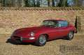 Jaguar E-Type 4.2 coupe series 1.5 Superb restored condition, Ma Rood - thumbnail 1