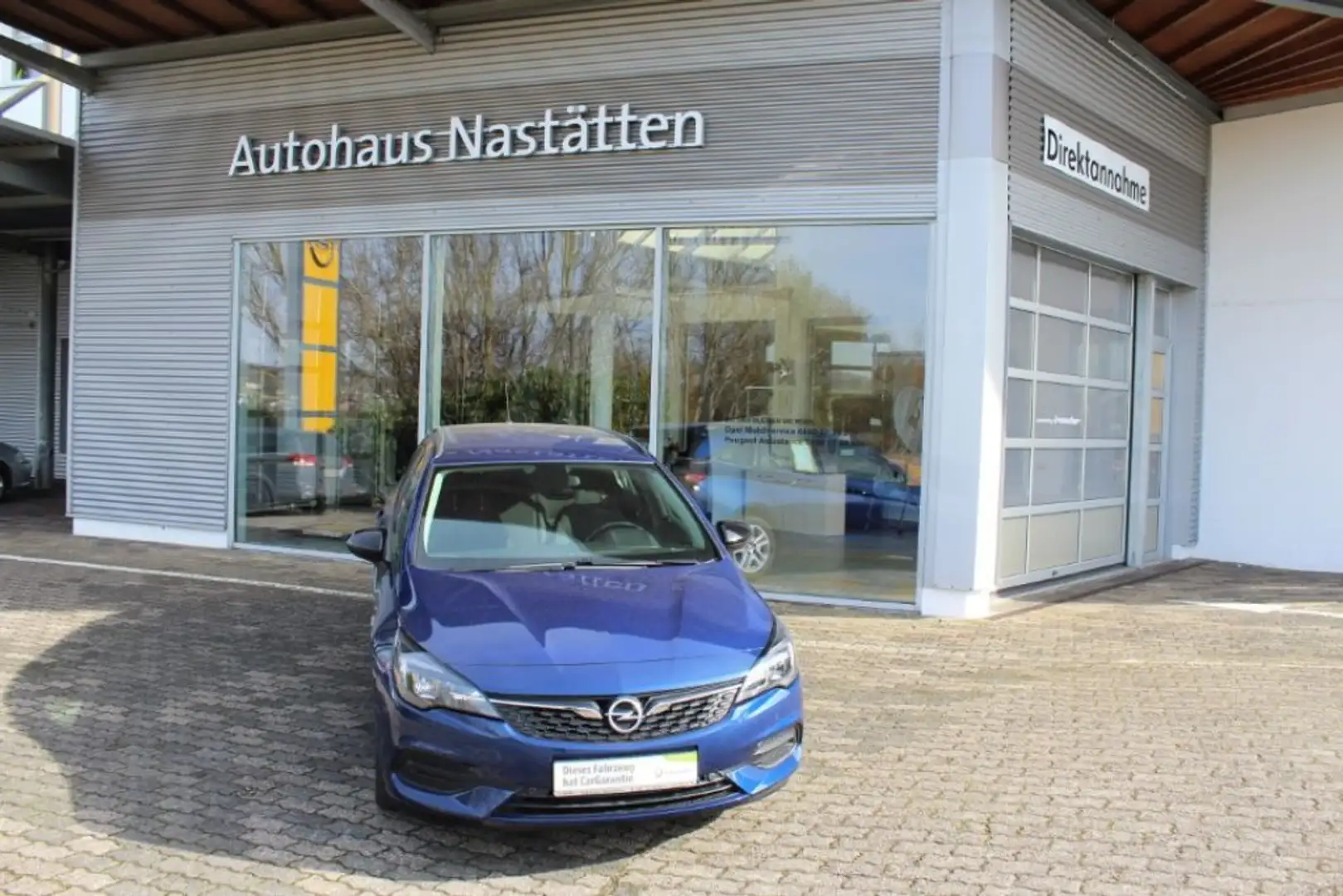 Opel Astra 1.2 Turbo Sports Tourer Edition - 1