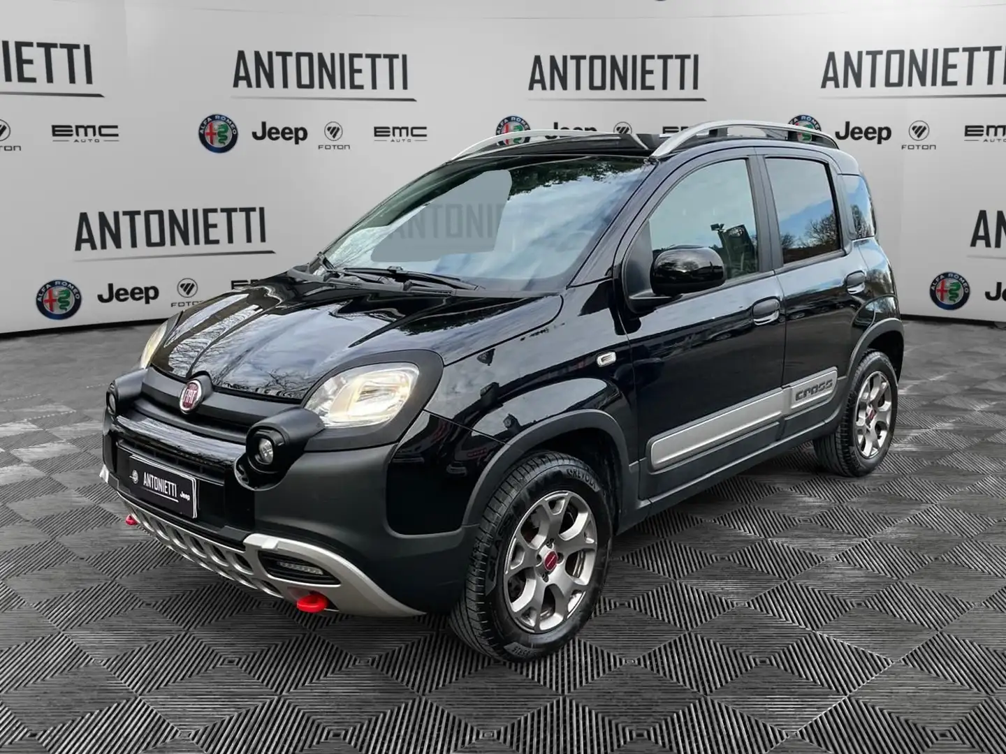 Fiat Panda Panda Cross 1.3 MJT 95 CV S&S 4x4 Schwarz - 1