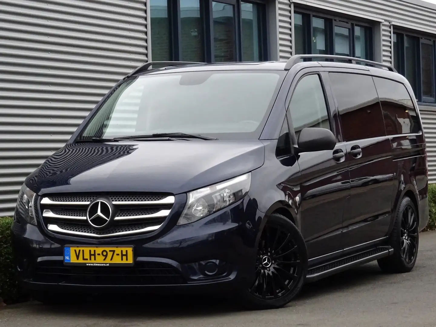 Mercedes-Benz Vito Tourer 114 CDI Lang Automaat DC Dubbele Cabine Blauw - 1
