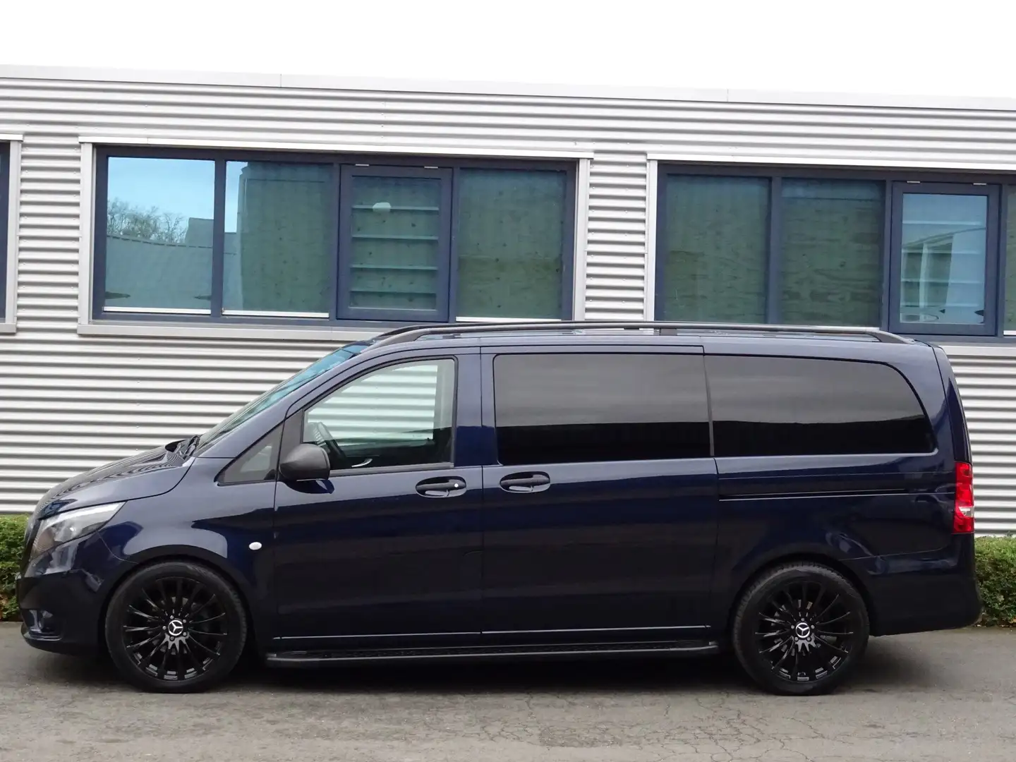 Mercedes-Benz Vito Tourer 114 CDI Lang Automaat DC Dubbele Cabine Blauw - 2