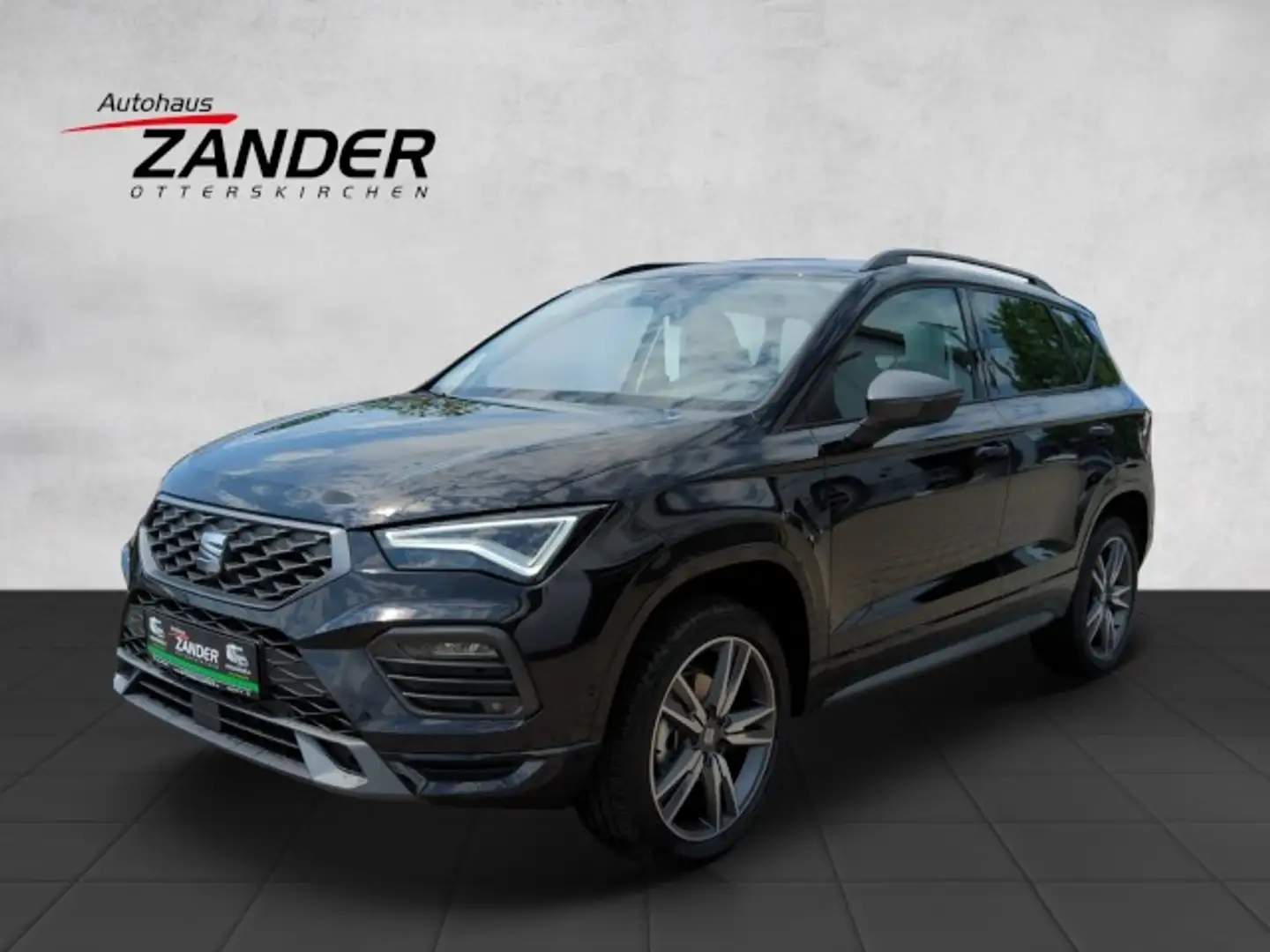 SEAT Ateca FR Navi,LED,AHK,Parklenkassist,SHZ Siyah - 1