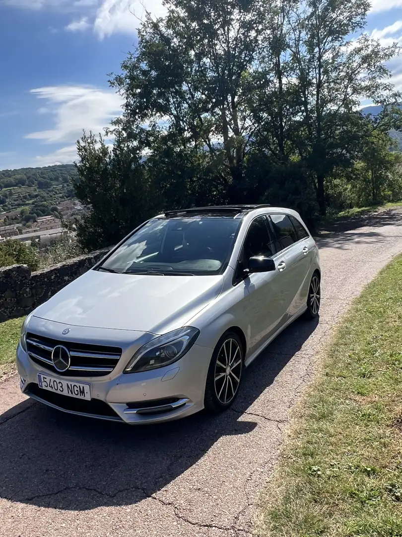 Mercedes-Benz B 220 220CDI BE 7G-DCT - 2