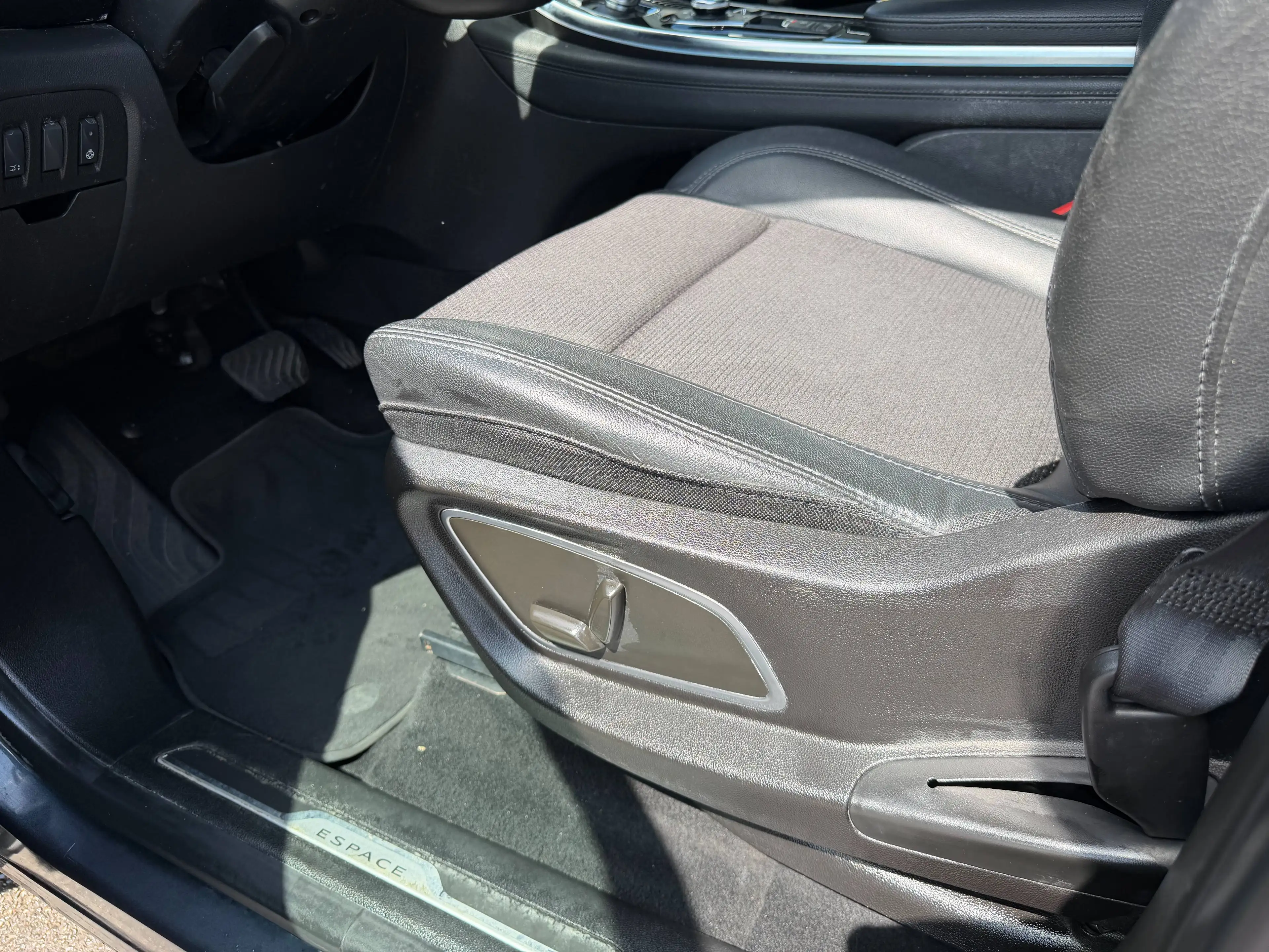 Renault Espace 2.0 dCi+7 PLACES+NAVI+CAMERA+TOIT PANO+EU 6D — photo 11