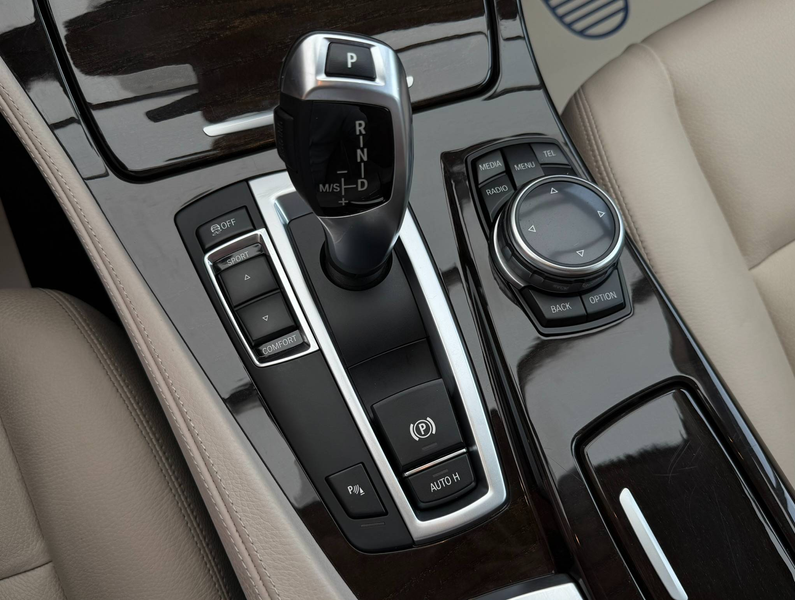 BMW 520 dA Touring Euro6 Pano Leder Led CruiseC. Garantie! — photo 9