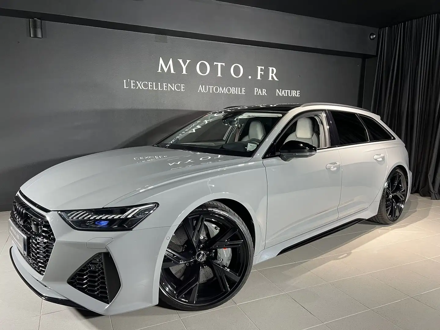 Audi RS6 4.0 V8 TFSI 600CH QUATTRO TIPTRONIC 53CV Gris - 2