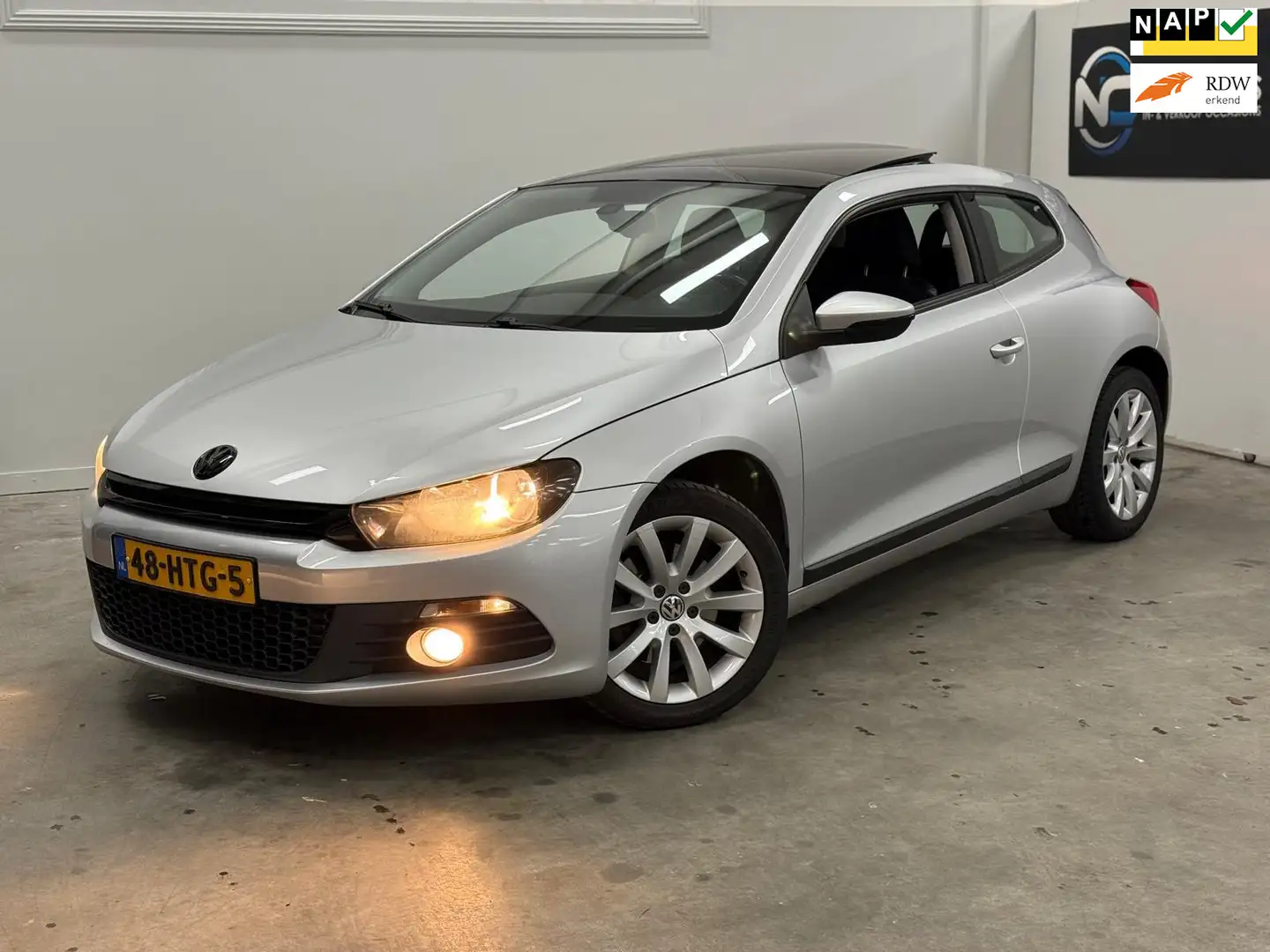 Volkswagen Scirocco 1.4 TSI Highline Plus / PANORAMADAK / MULTIMEDIA-N Gris - 1