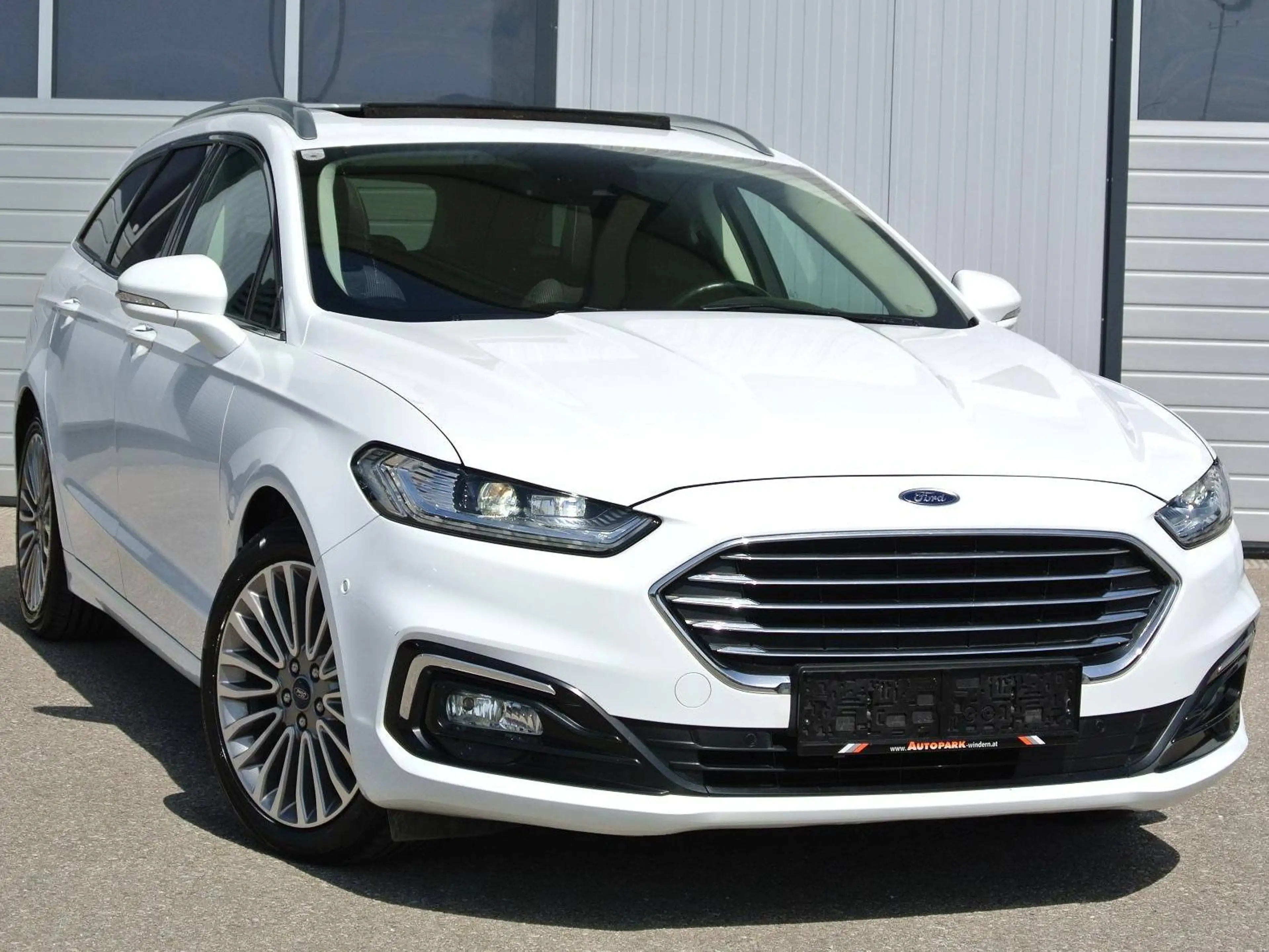 Ford Mondeo Traveller 2.0 EcoBlue Aut. Titanium * GLASDACH * AHK — photo 5