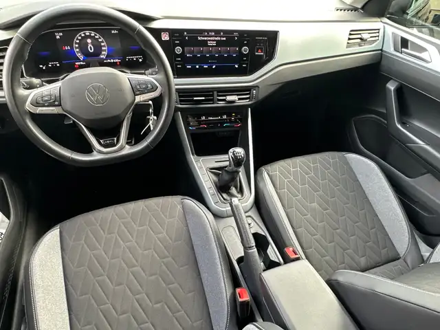Volkswagen Polo view 9