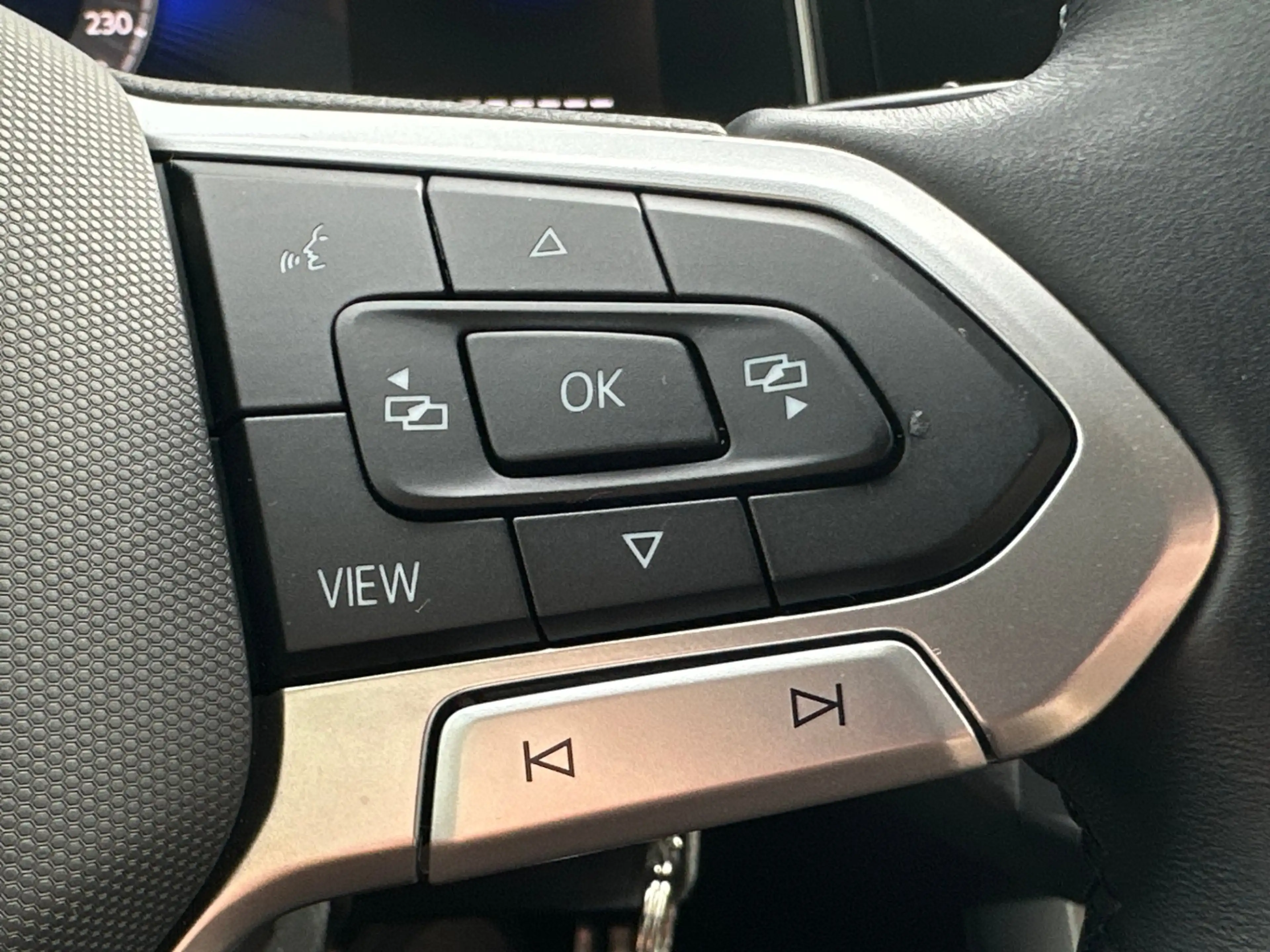 Volkswagen Polo 1.0 TSI GOAL LED+SHZ+PDC+DAB+VCOCKPIT+GJR+1HD — photo 15
