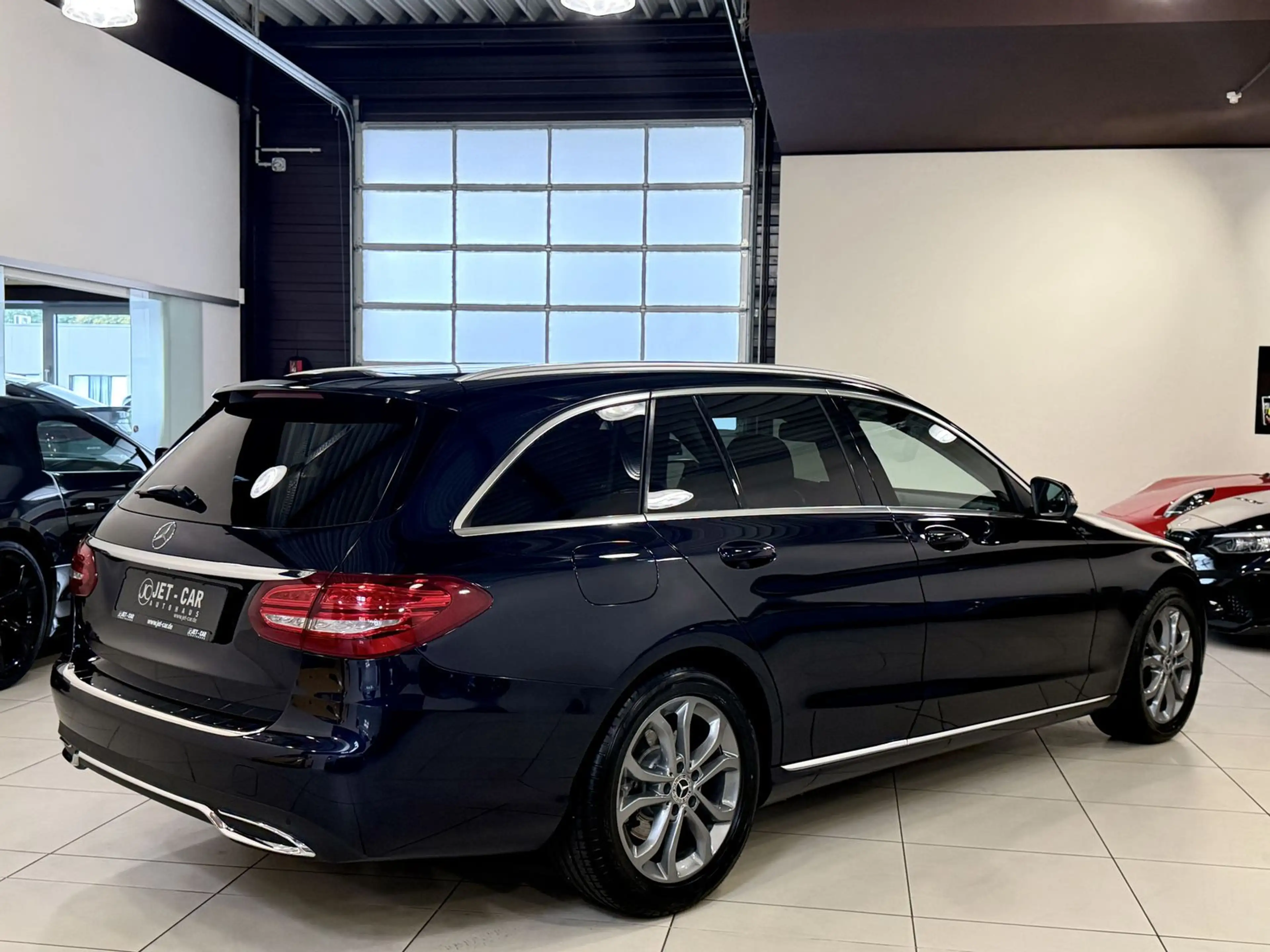 Mercedes-Benz C 180 Avantgarde Int.-/Ext.-HUD-Kamera-Distronic — photo 8