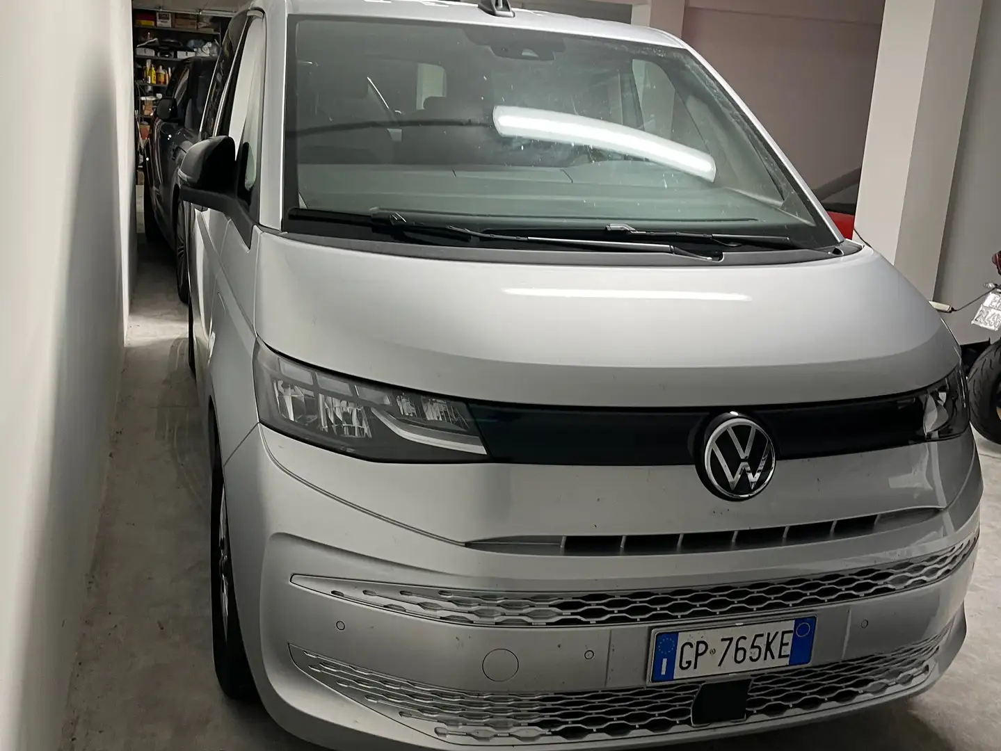 Volkswagen T7 Multivan 1.4 tsi Life 7p Grigio - 1