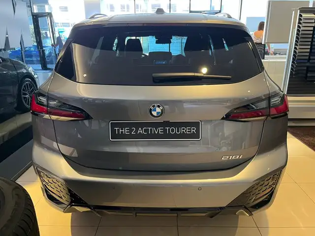 BMW 2 Series view 2