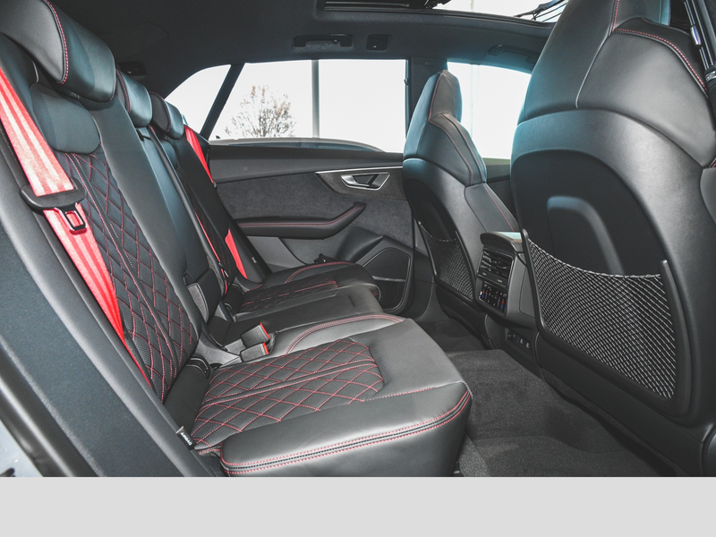 Audi Q8 50 TDI quattro competition plus — photo 6