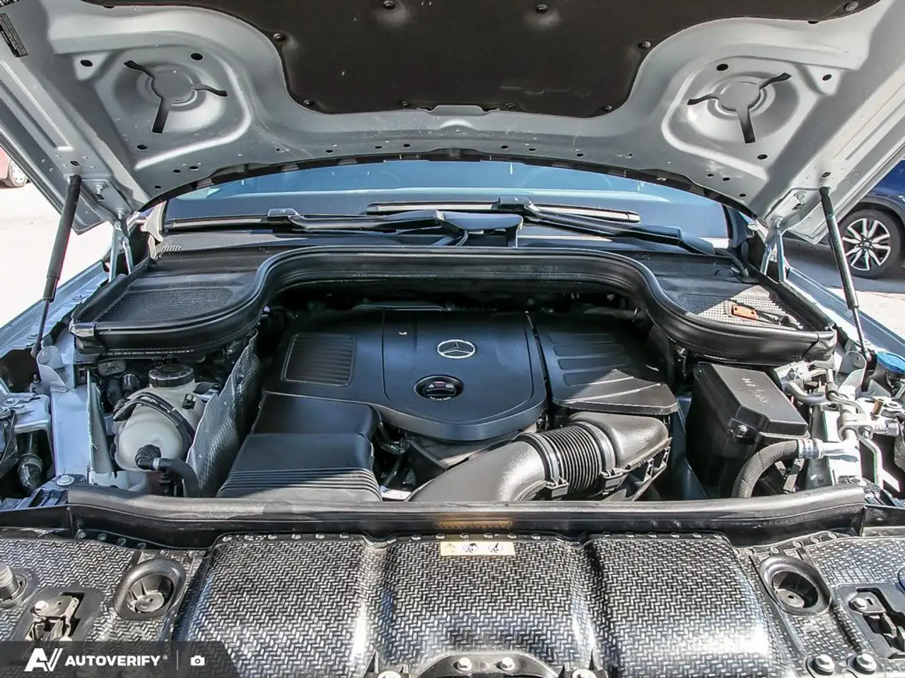 Mercedes-Benz GLE снимка Mercedes-Benz GLE