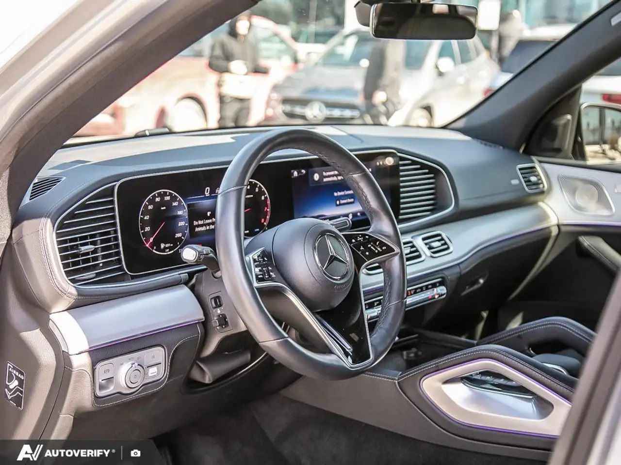 Mercedes-Benz GLE снимка Mercedes-Benz GLE