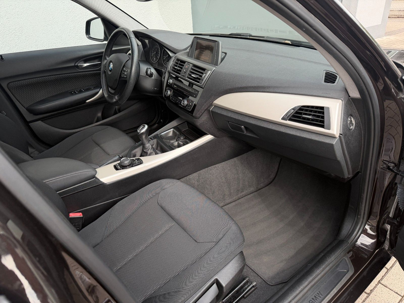 BMW 116 d Efficient Dynamics Advantage*Tempomat*SHZ* — photo 9
