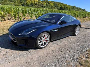 F-Type Coupe 2.0 i4 P300 R-Dynamic